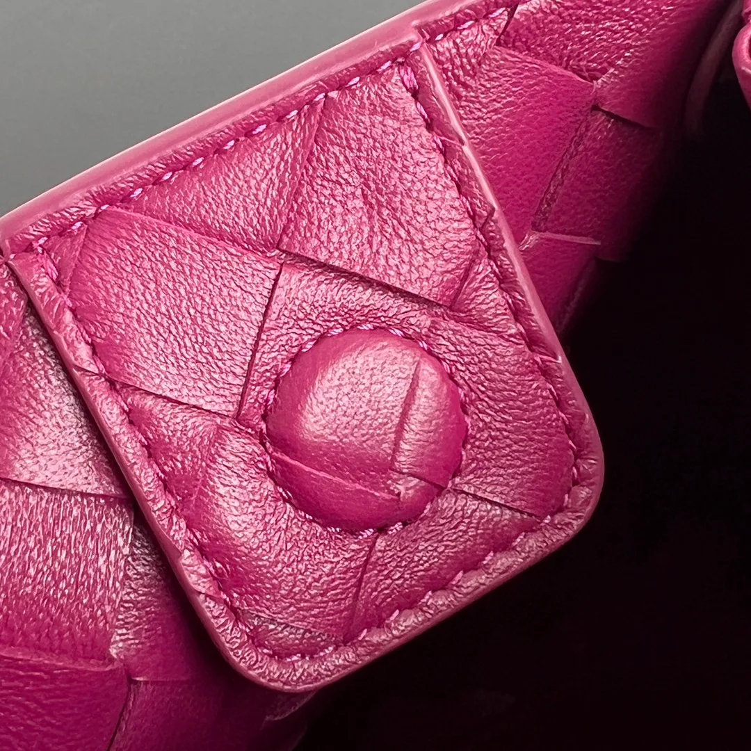 Классические Сумки Женские Bottega Veneta 11425392