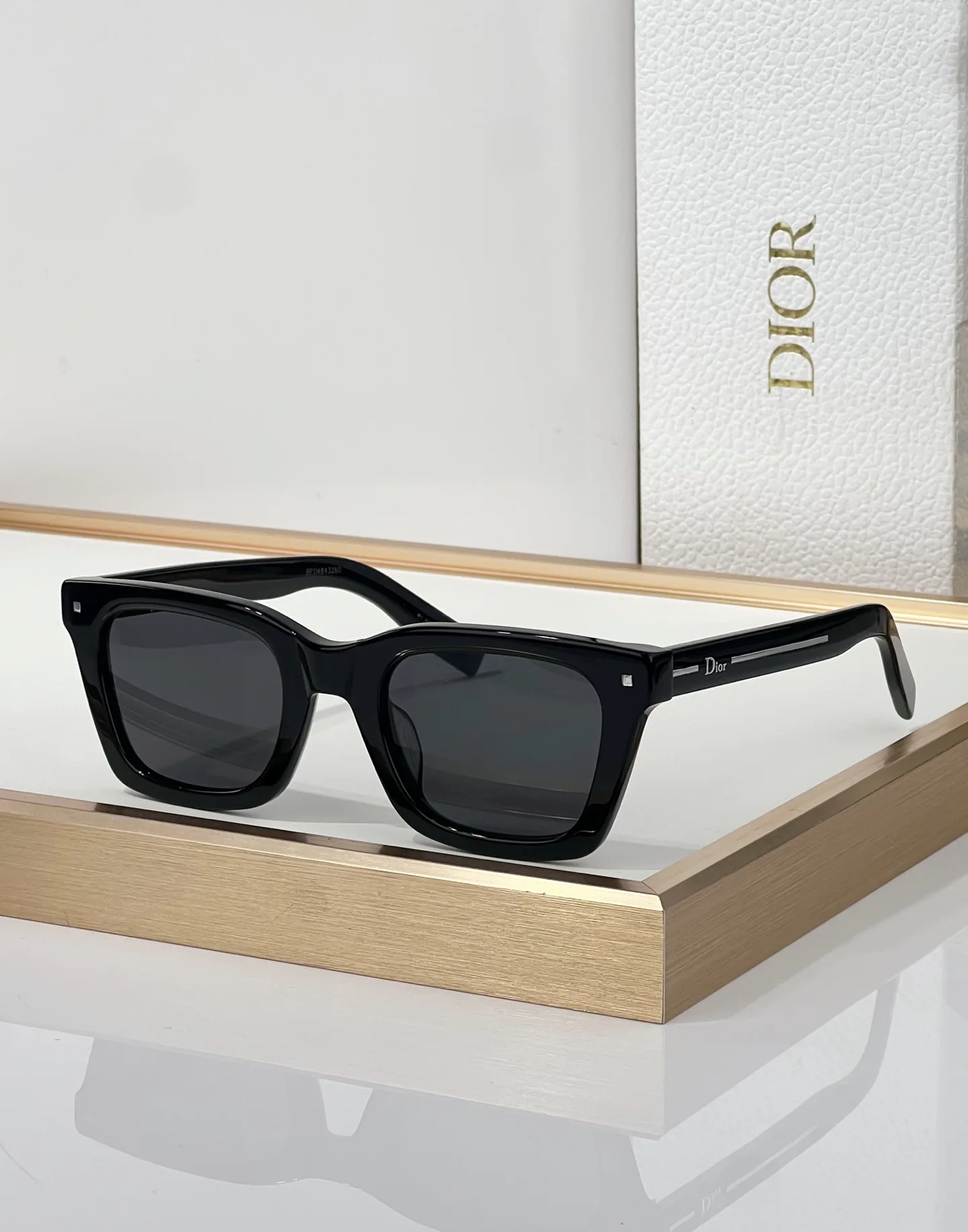 Очки Christian Dior 18239235