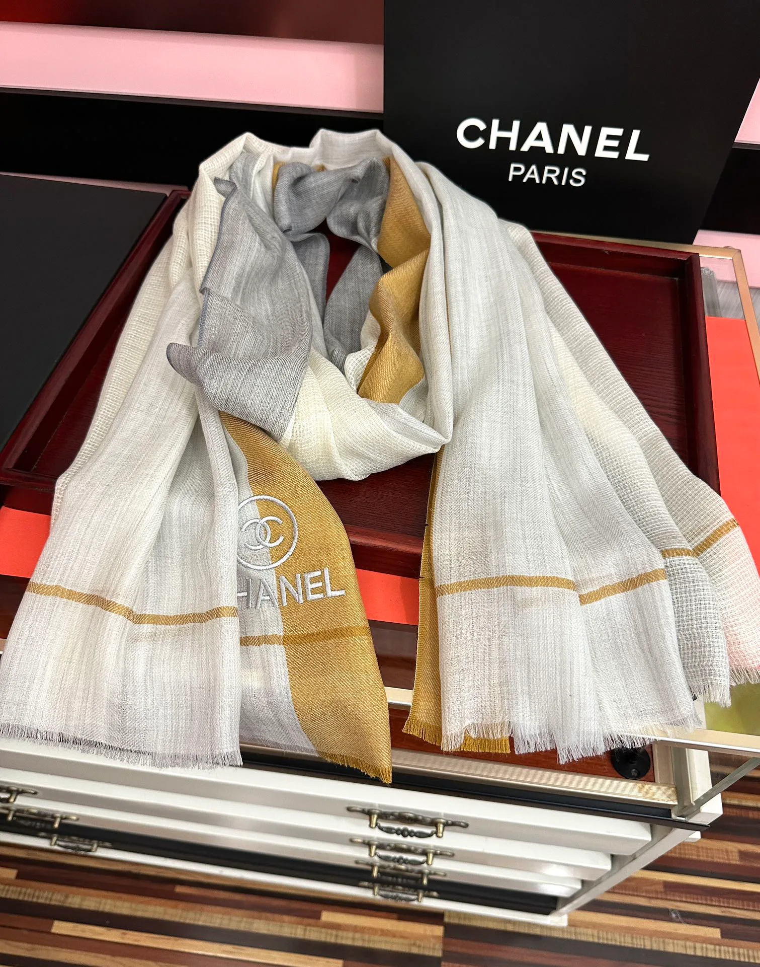 Шарфы Chanel 4516114