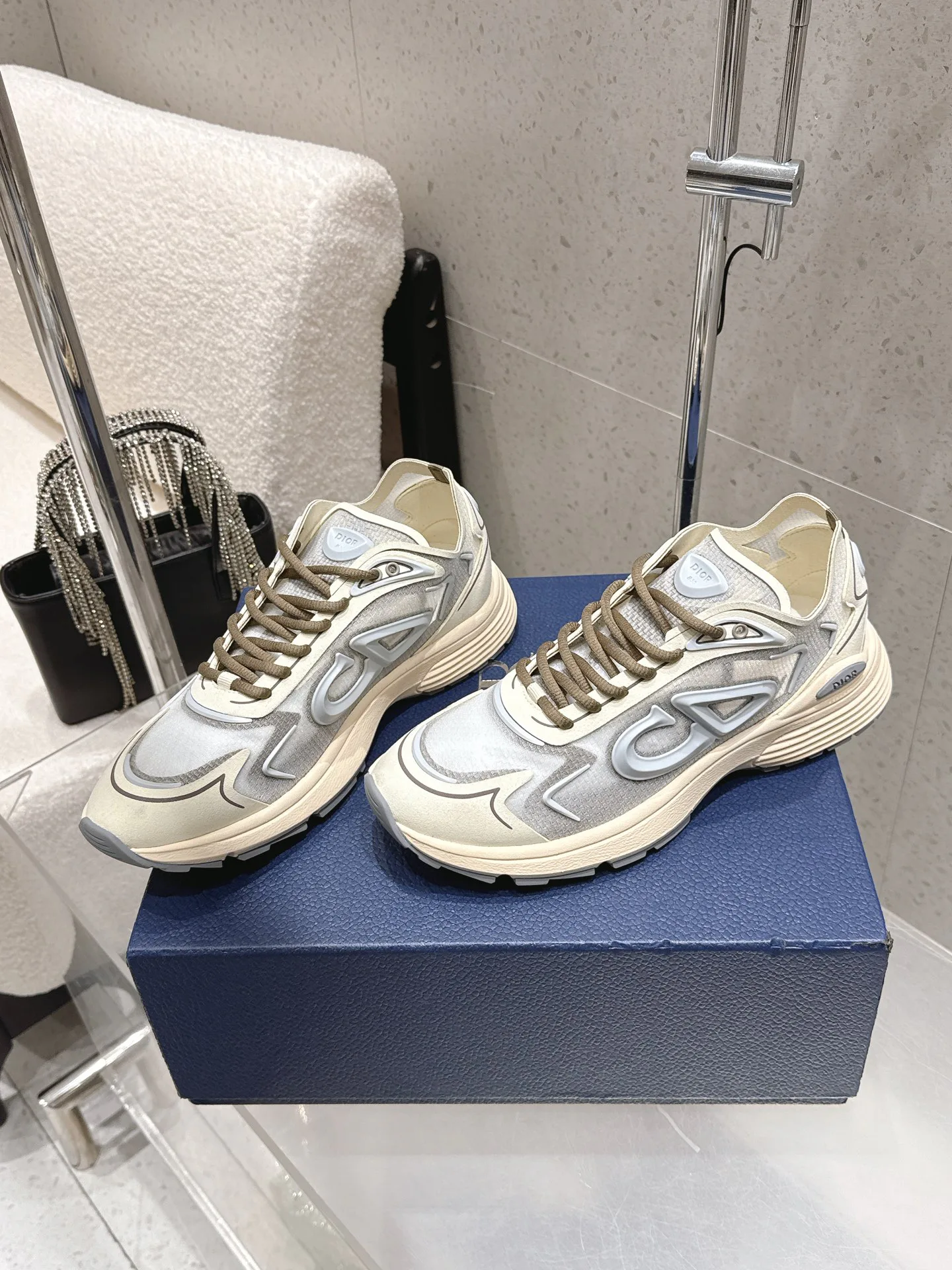 Кроссовки Женские Christian Dior 11647867