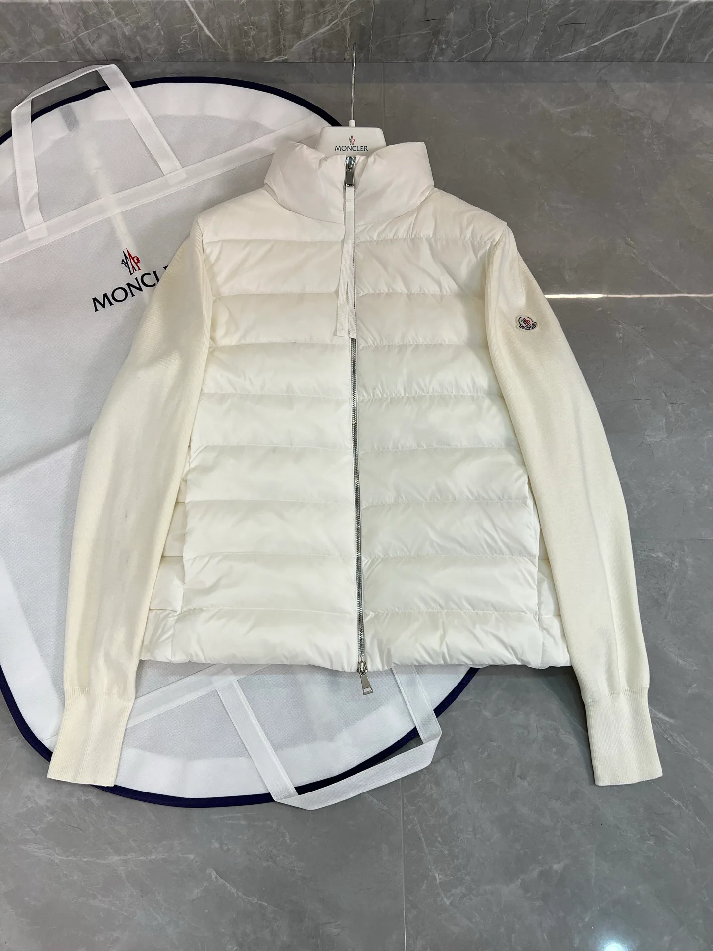 Куртки И Пуховики Женские Moncler 1845682