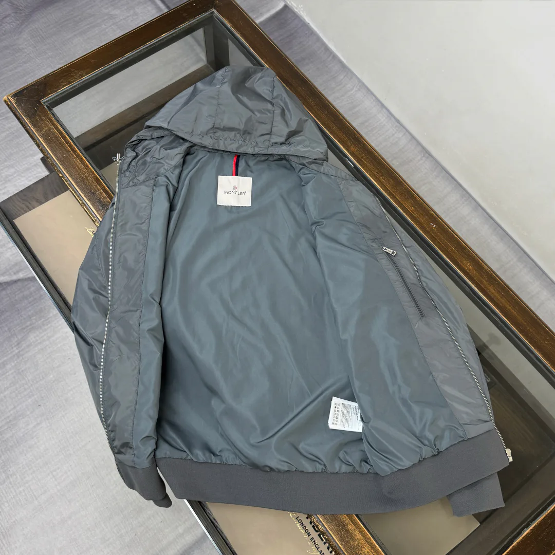 Куртки И Пуховики Женские Moncler 9642308