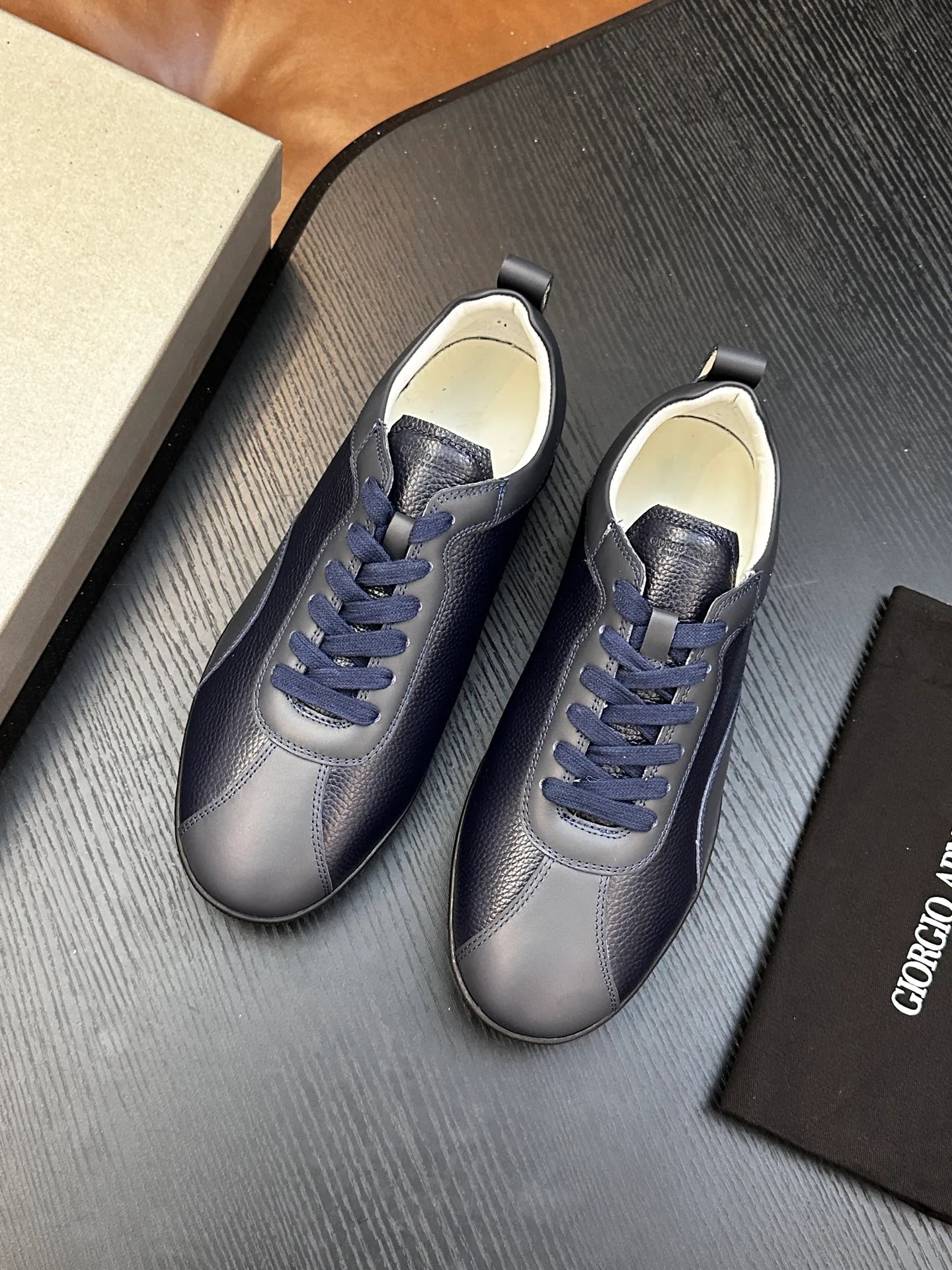 Кроссовки Мужские Armani 12672512