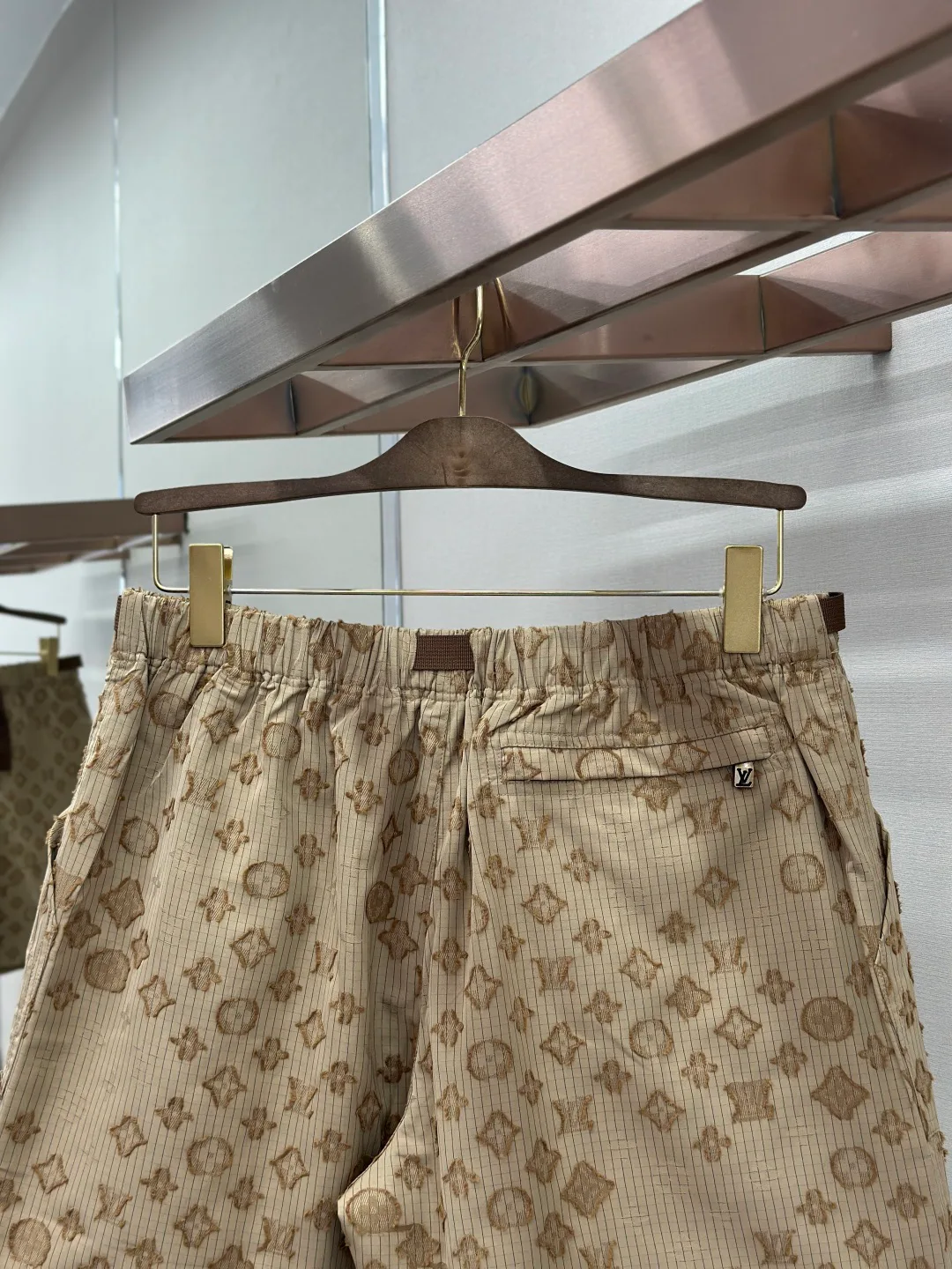 Шорты Мужские Louis Vuitton 17468323