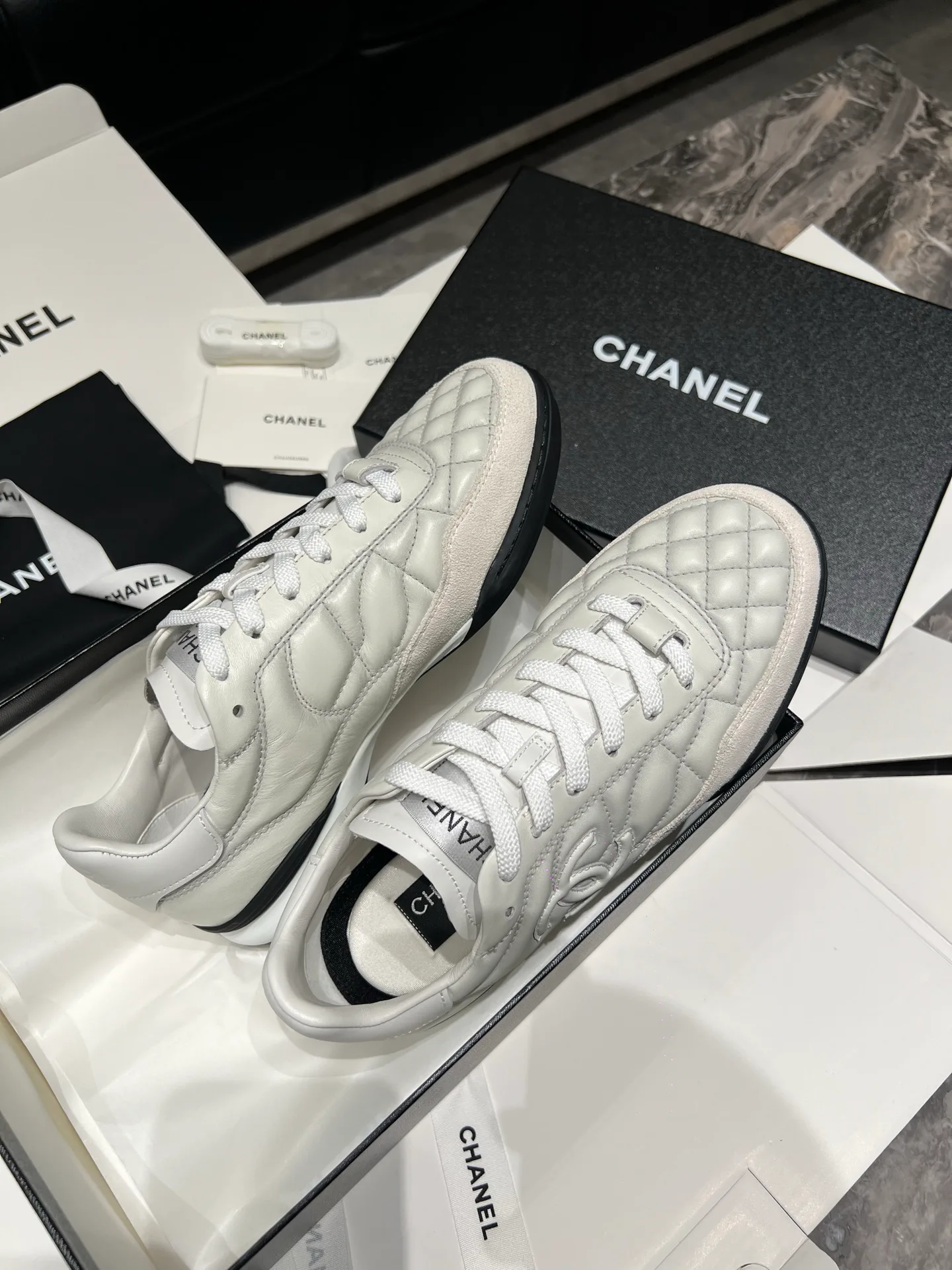 Кроссовки Женские Chanel 408314