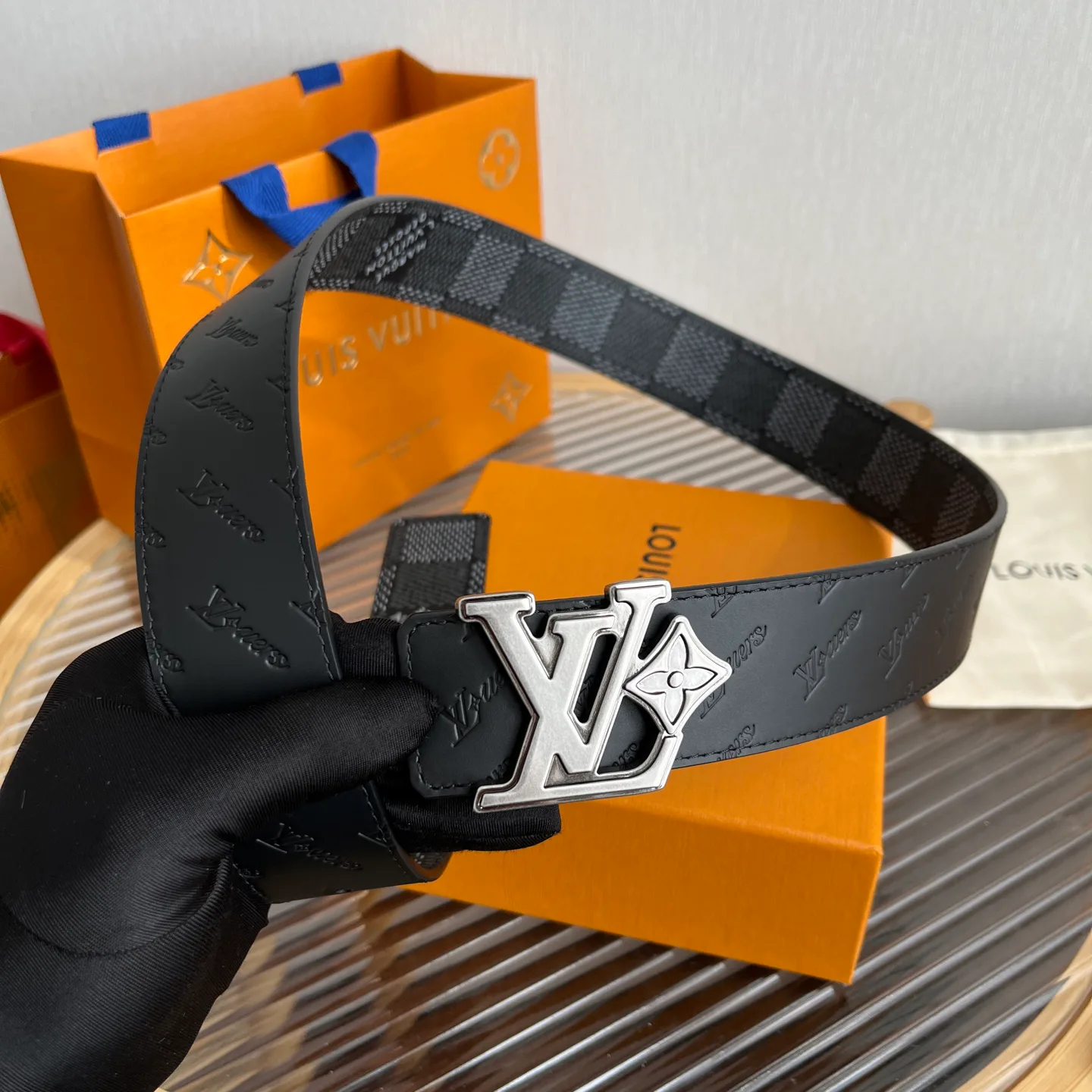 Ремни Louis Vuitton 10399067