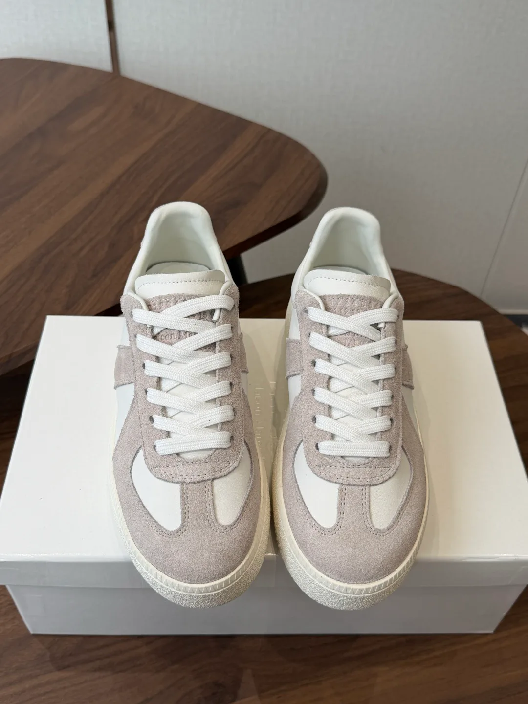 Кроссовки Женские Maison Margiela 16929925