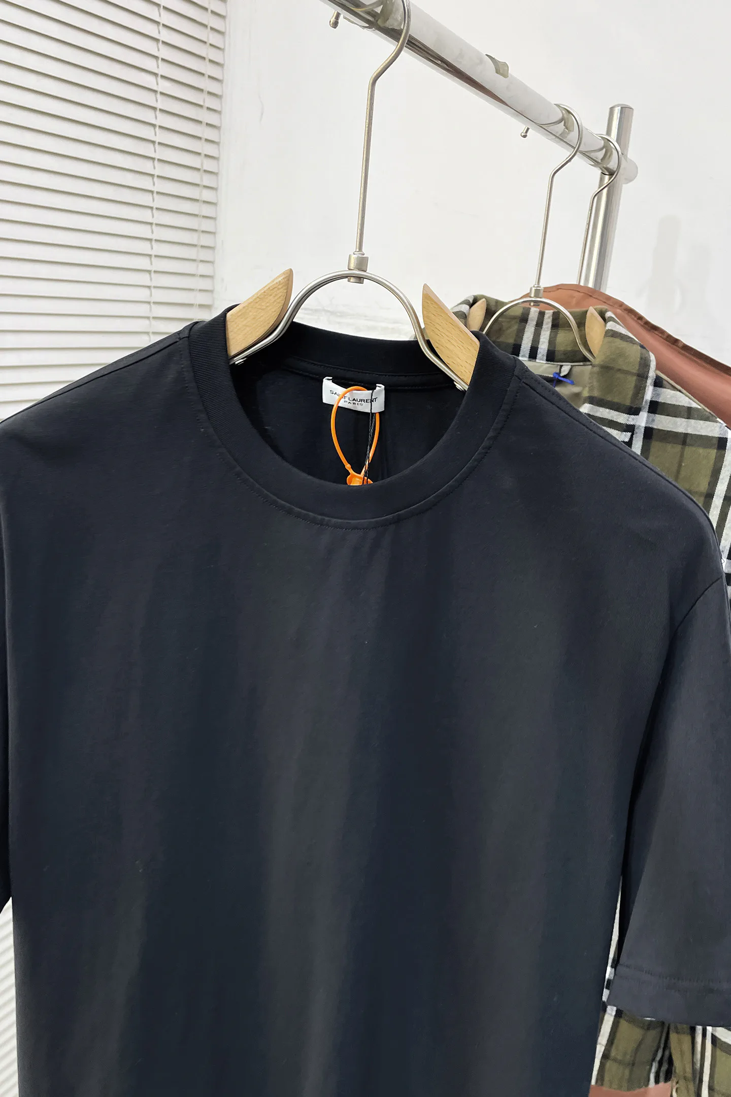 Футболки Женские Saint Laurent 9162054