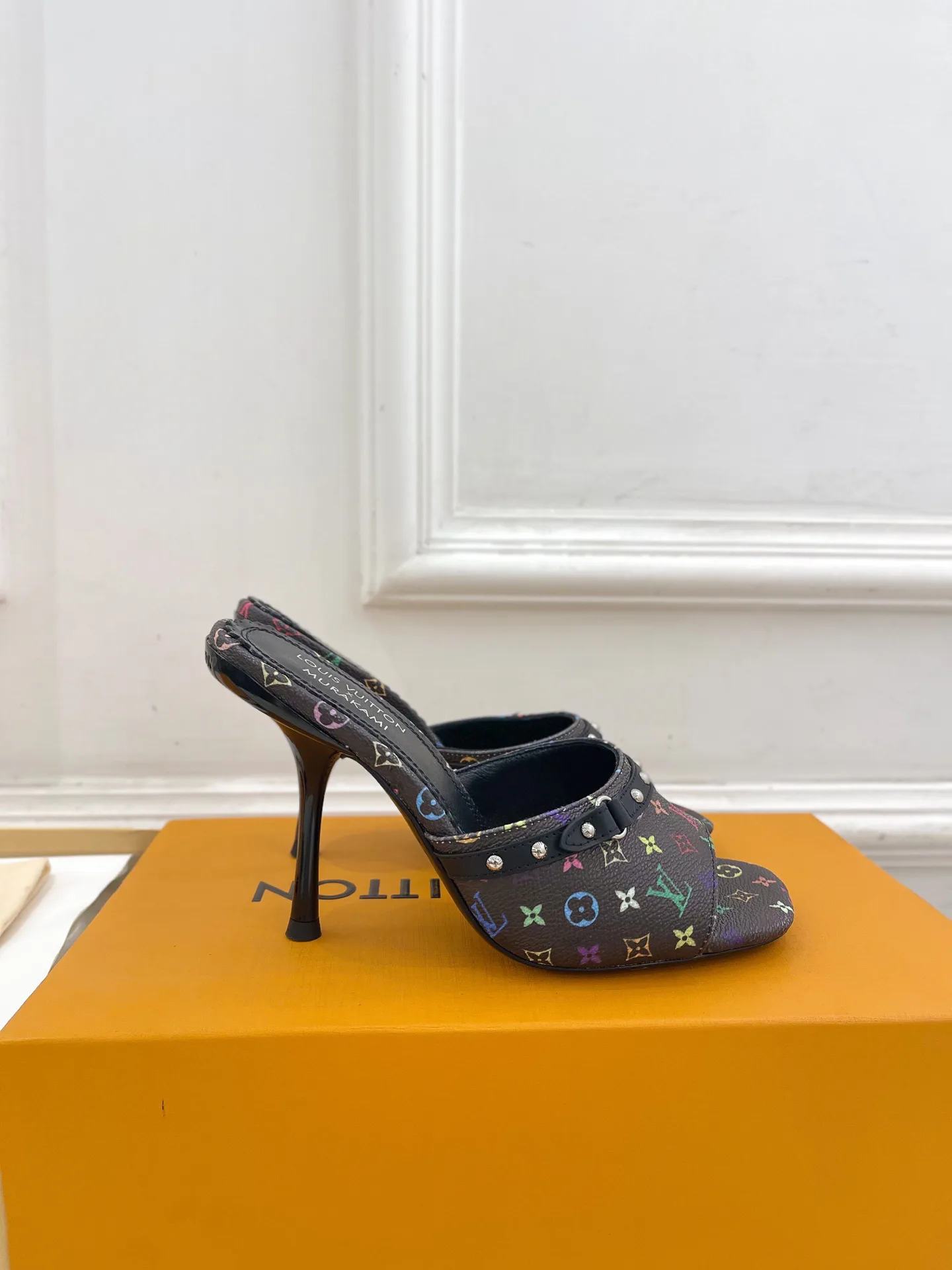 Босоножки Женские Louis Vuitton 14429