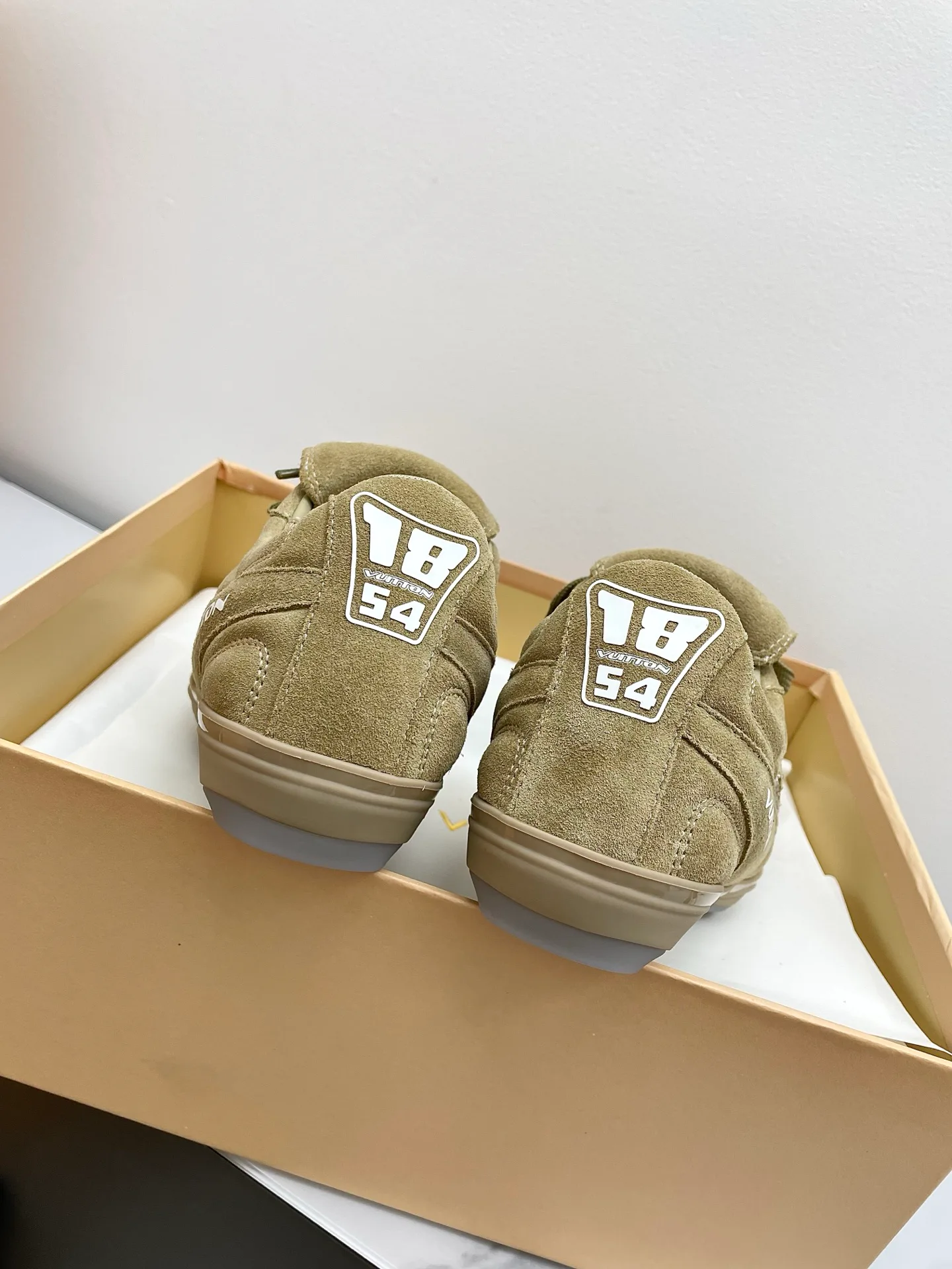 Кроссовки Женские Louis Vuitton 150820