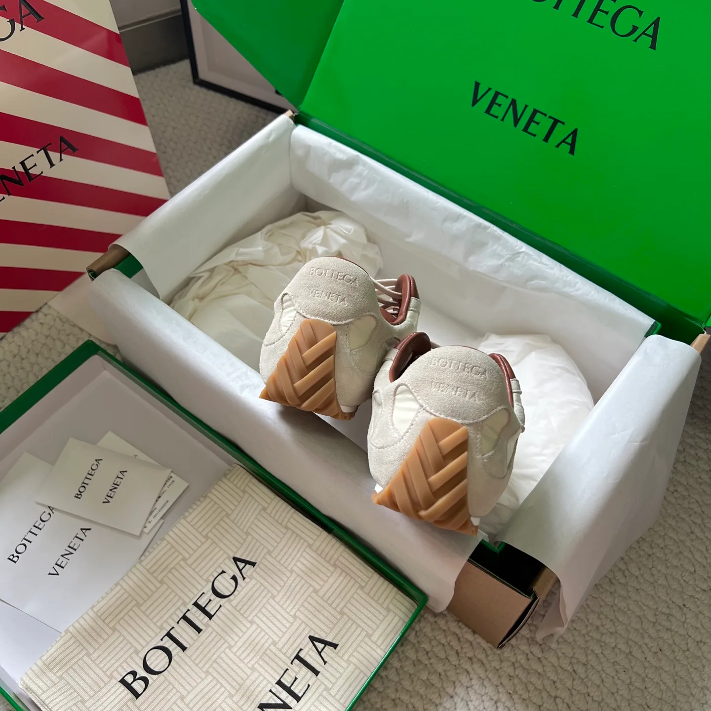 Кроссовки Женские Bottega Veneta 11565973
