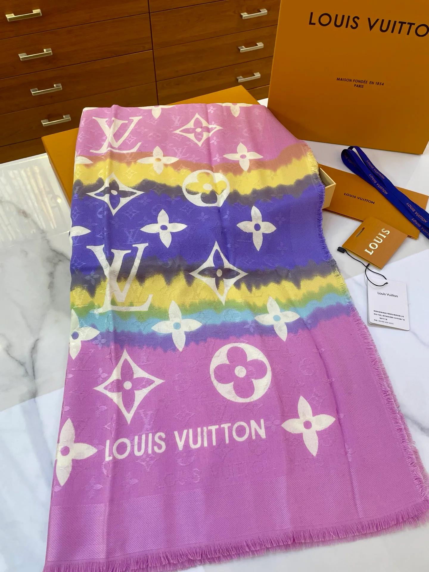 Шарфы Louis Vuitton 4874457