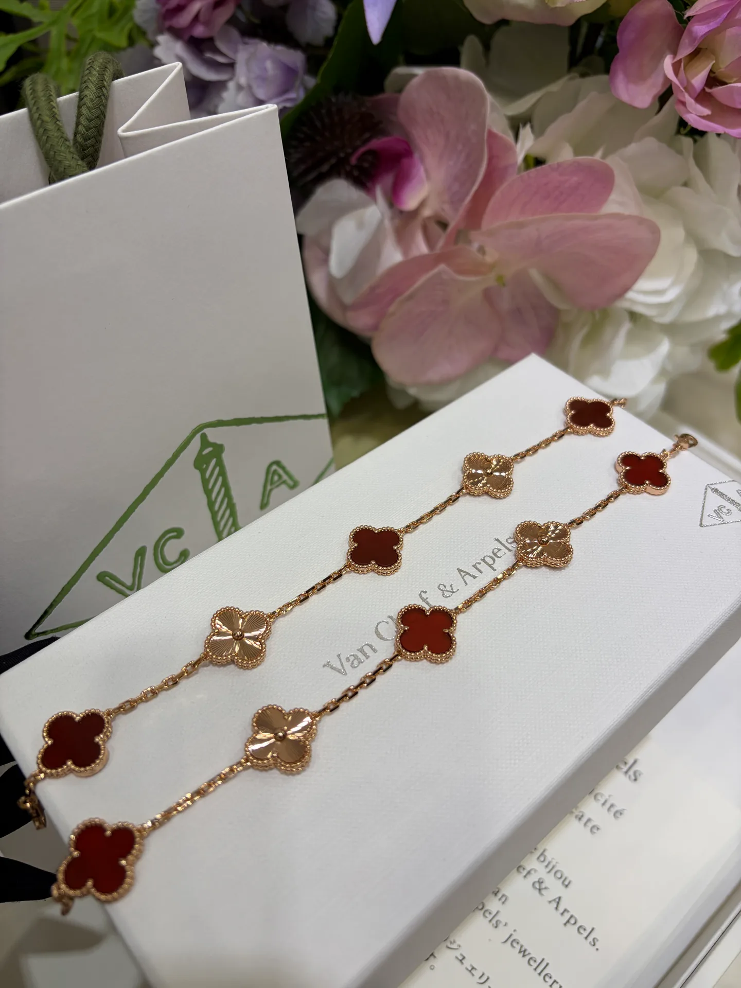 Бижутерия Van Cleef & Arpels 4919279