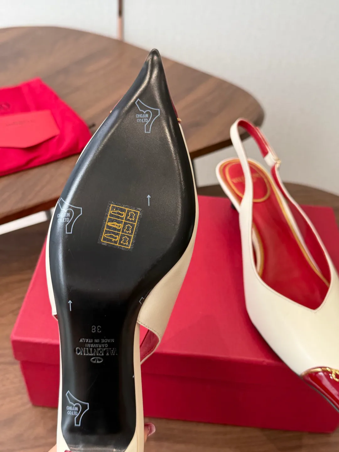 Босоножки Женские Valentino 17364704