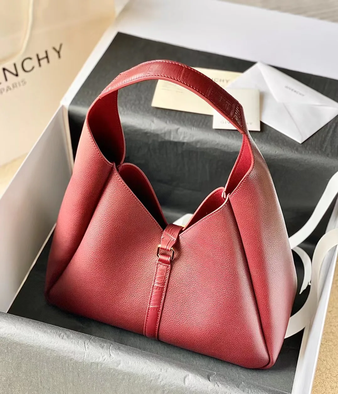 Сумки На Ремне Женские Givenchy 393497