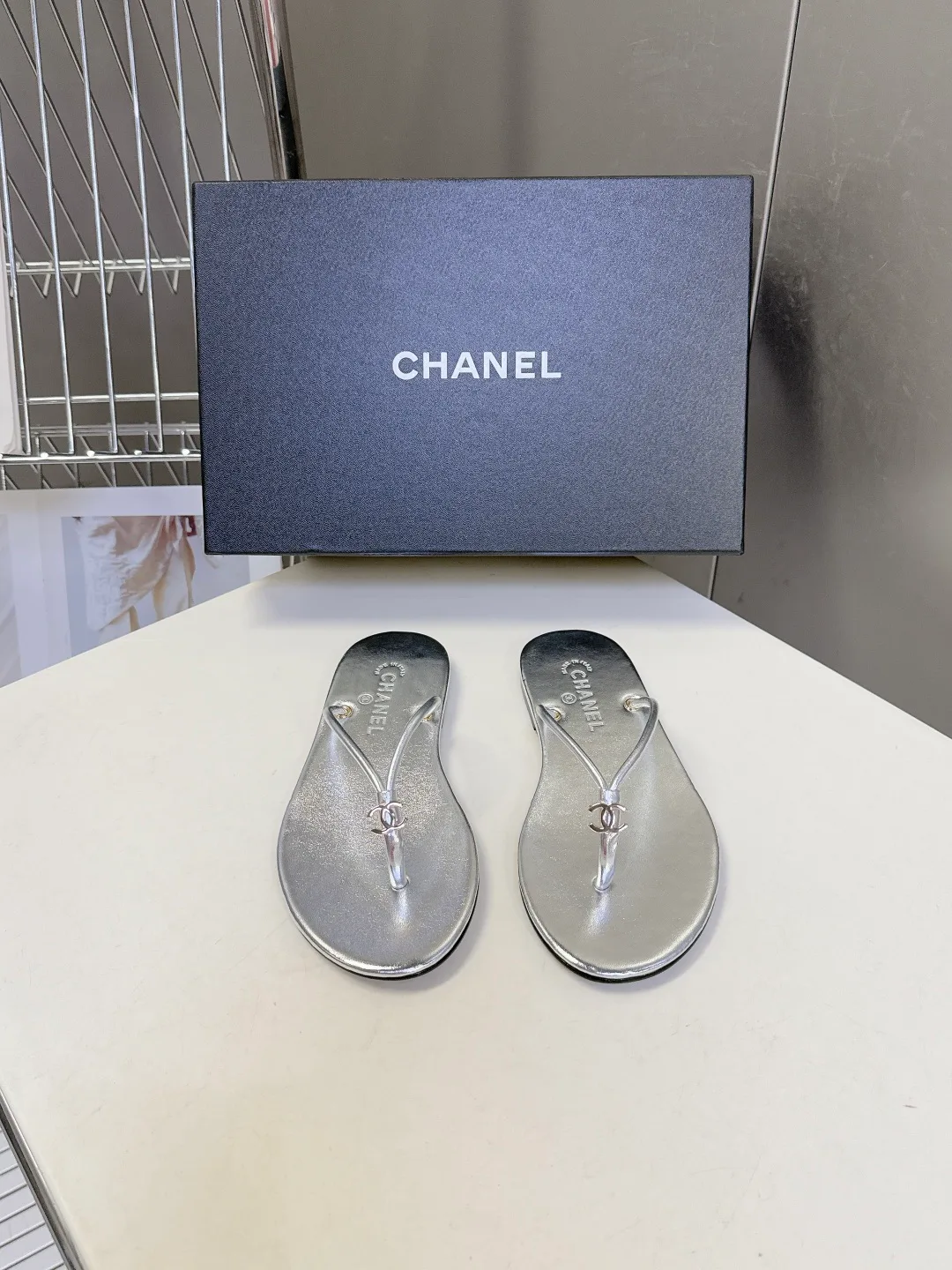 Шлепанцы Женские Chanel 11677229