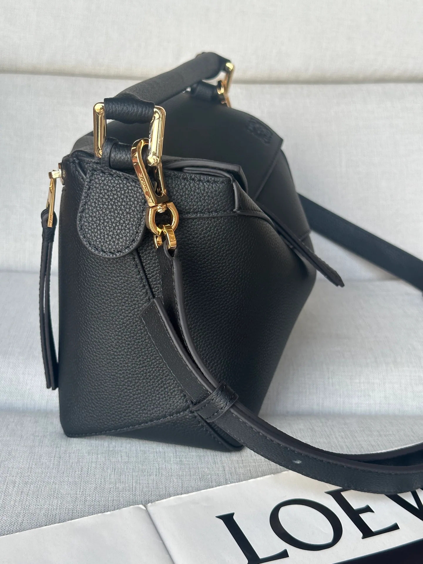 Классические Сумки Женские Loewe 11621915