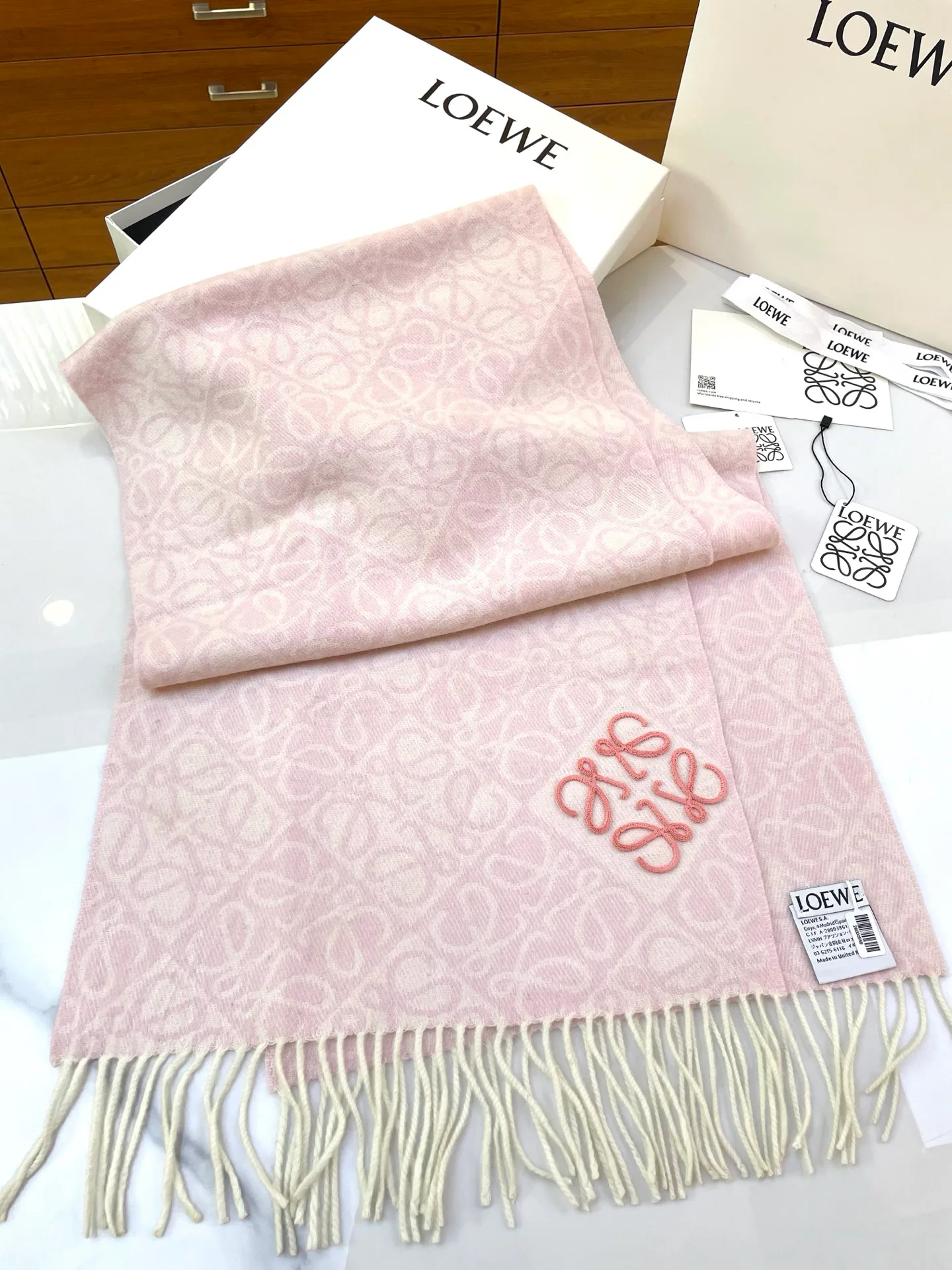 Шарфы Loewe 210205