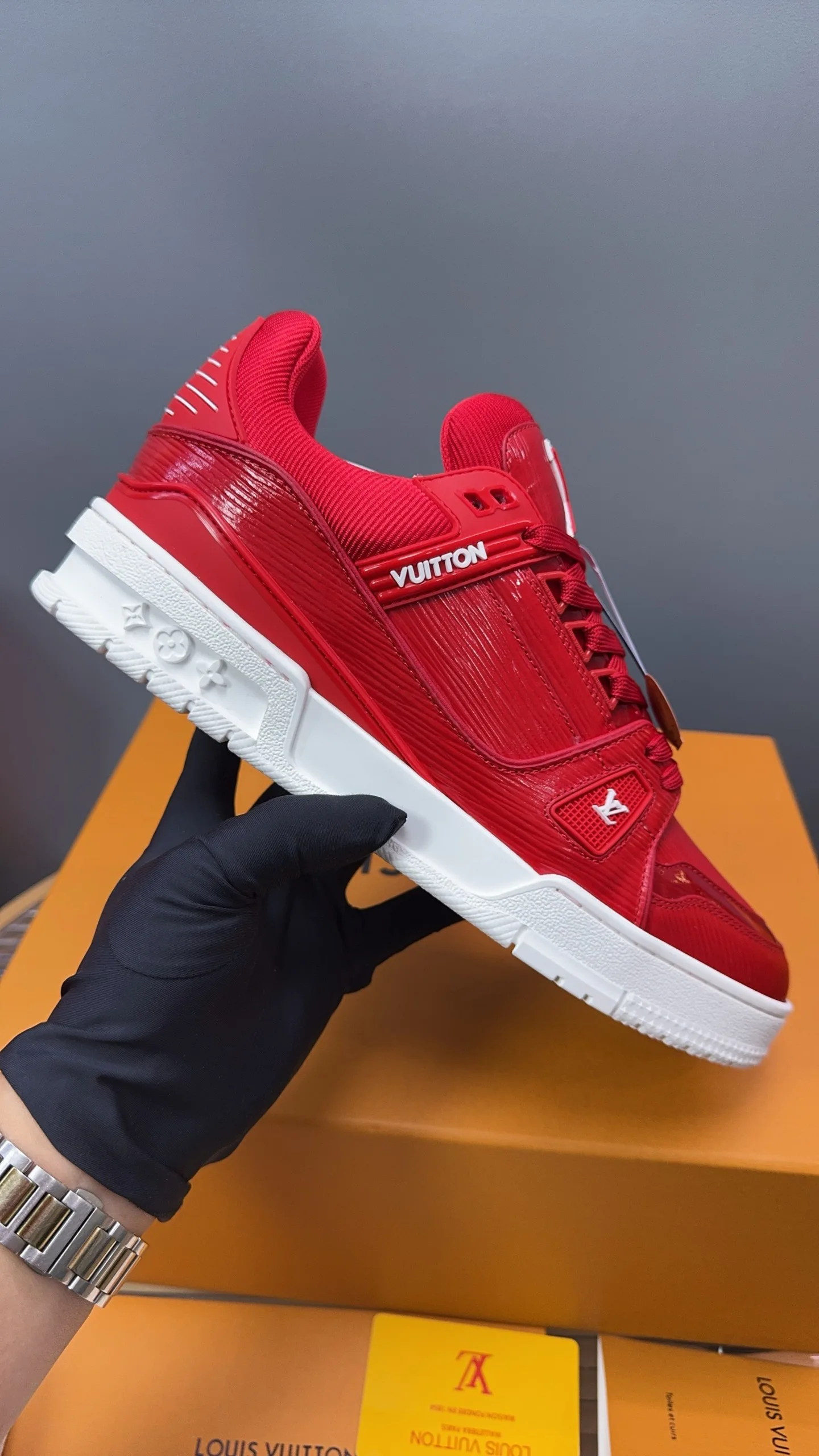 Кроссовки Женские Louis Vuitton 374013