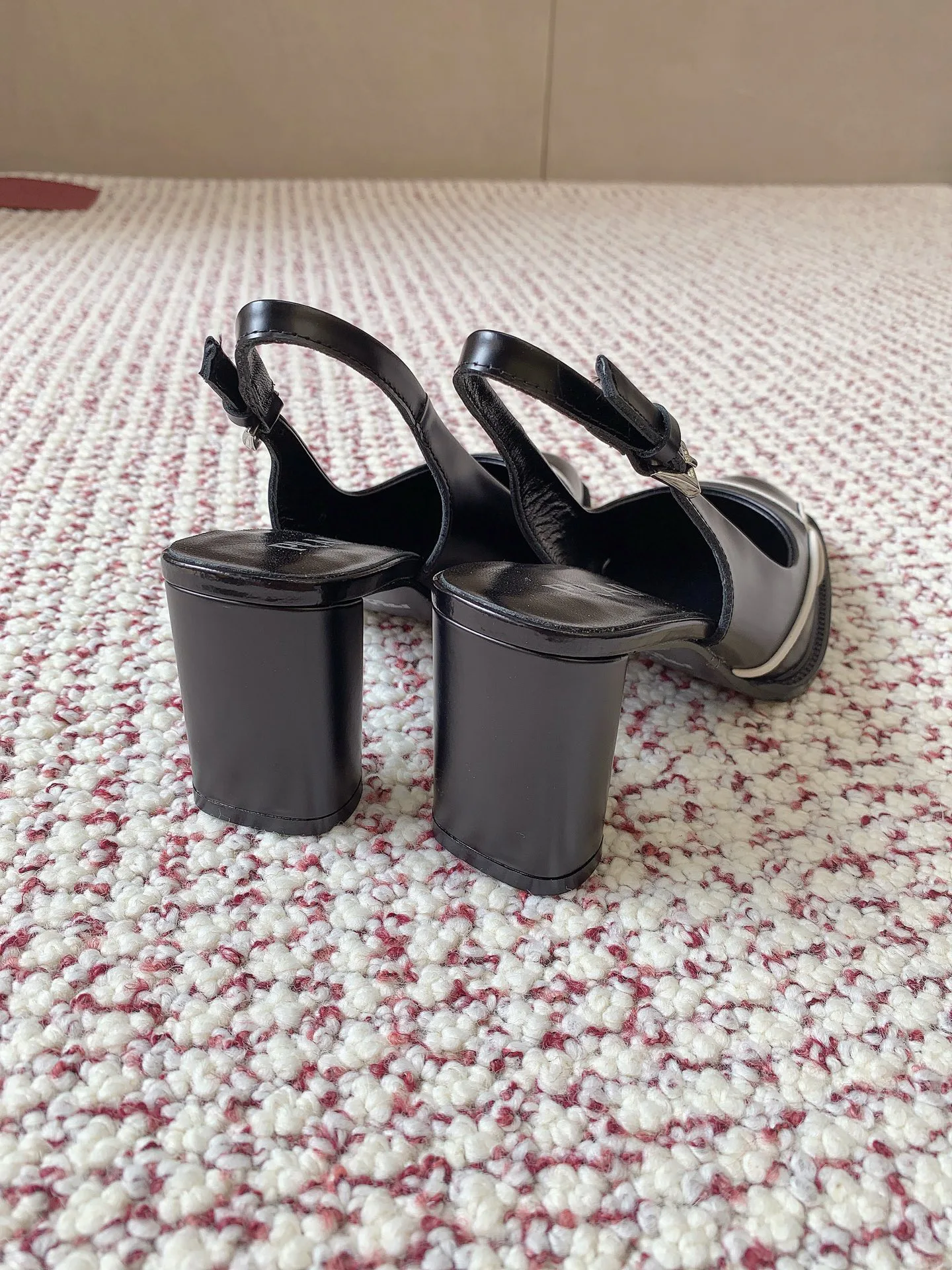 Туфли Женские Prada 12725698