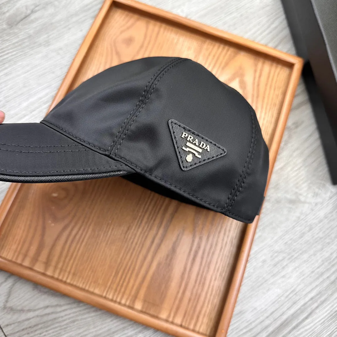 Головные Уборы Prada 12882085