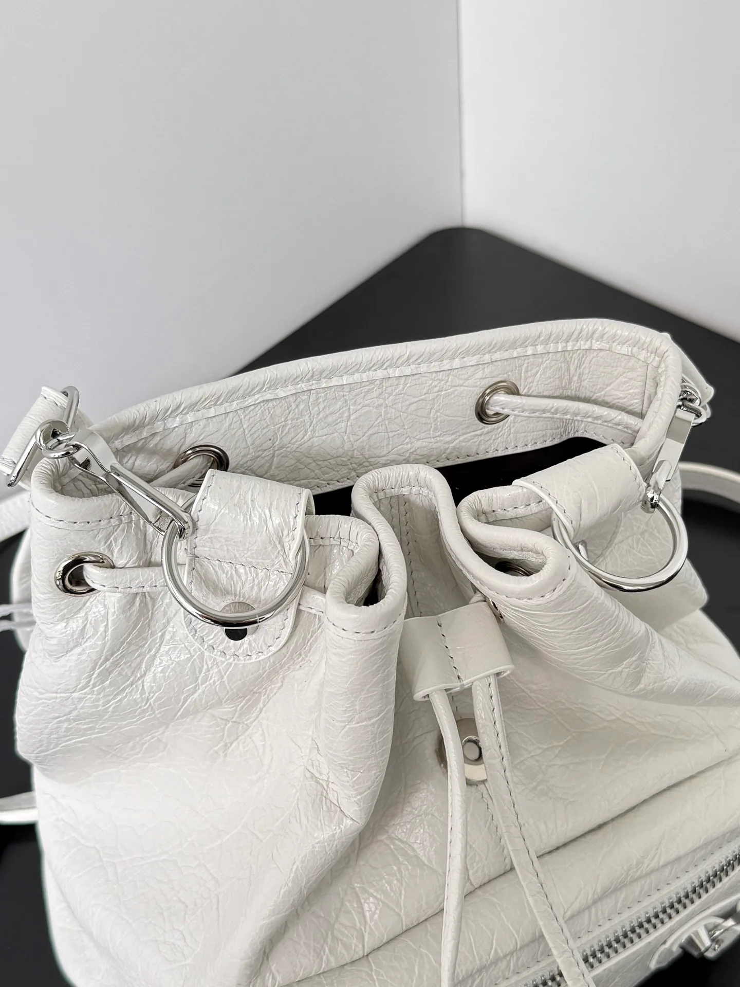 Рюкзаки Женские Balenciaga 18136549