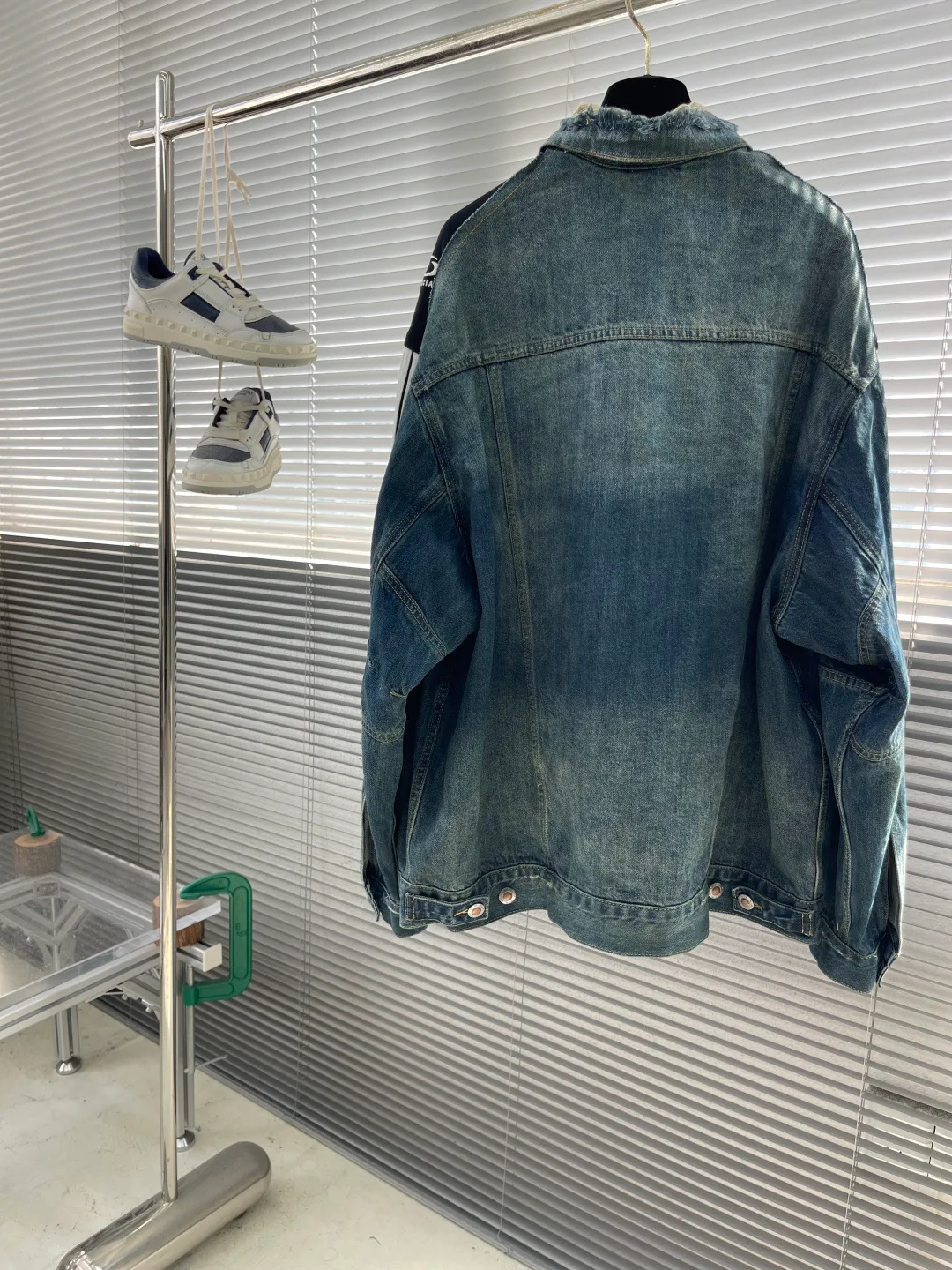 Куртки Женские Balenciaga 688251