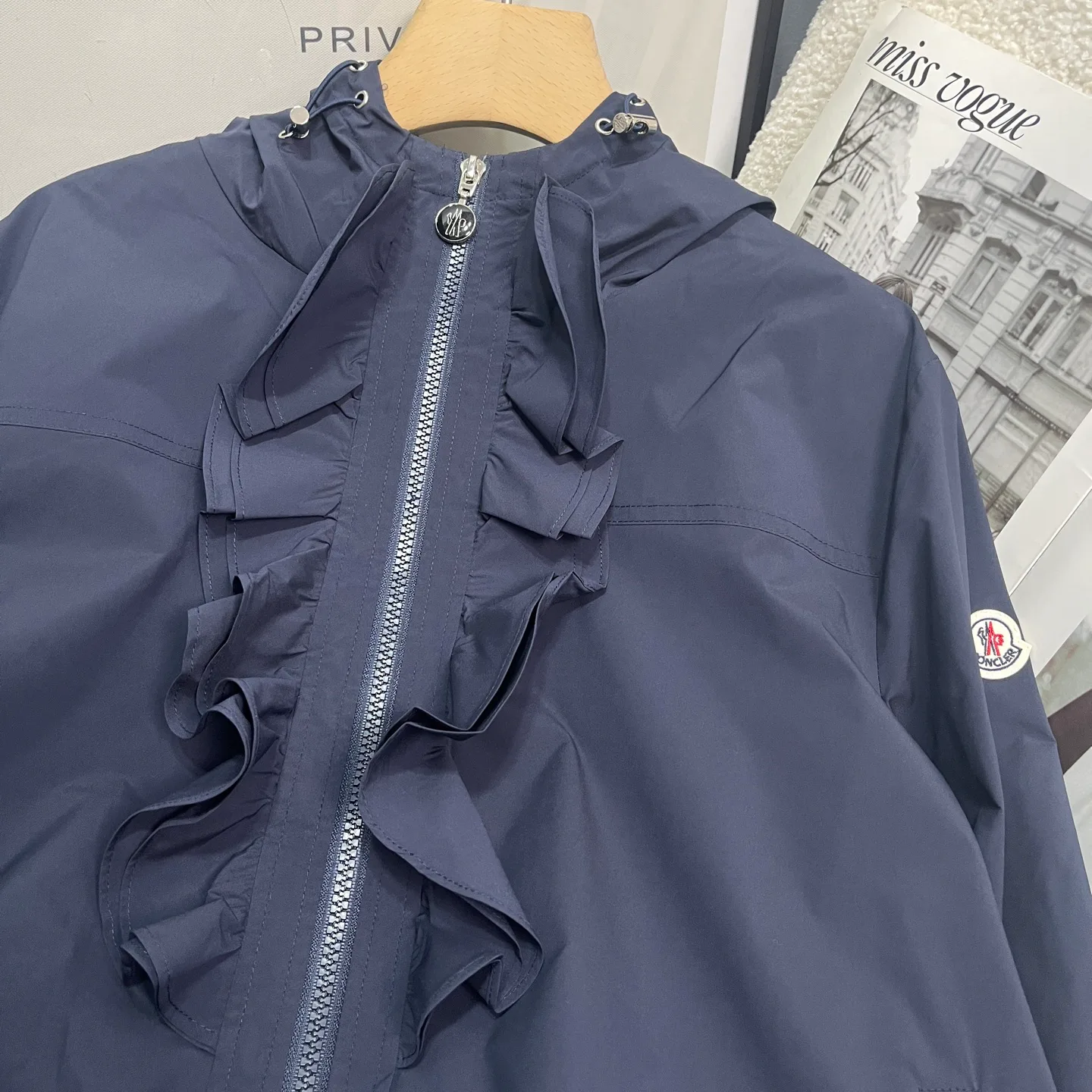 Куртки И Пуховики Женские Moncler 11564454