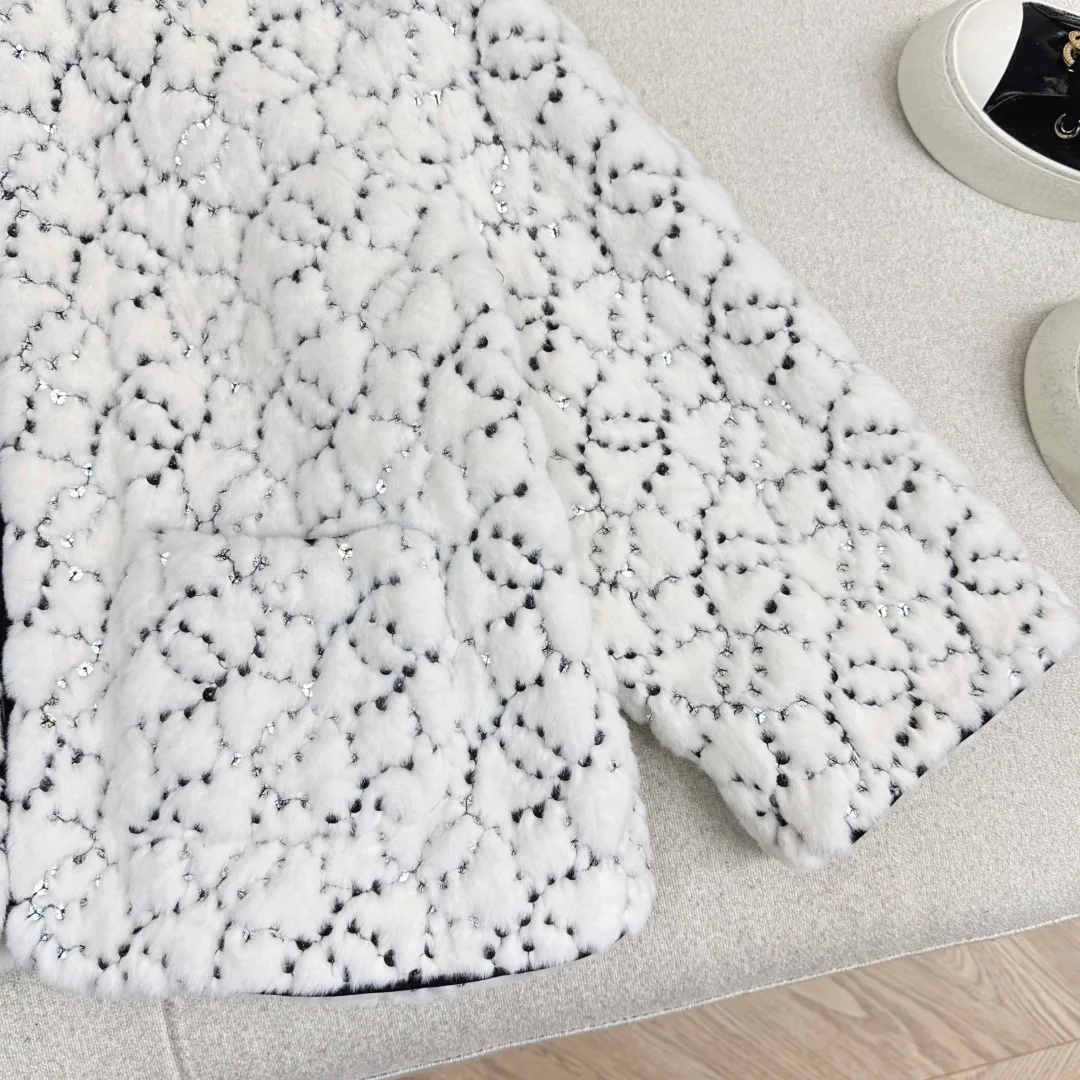 Куртки И Пуховики Женские Chanel 390542