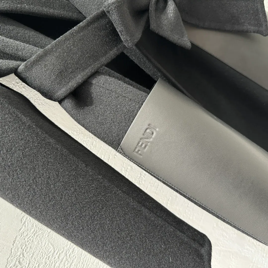 Пальто Женские Fendi 210906