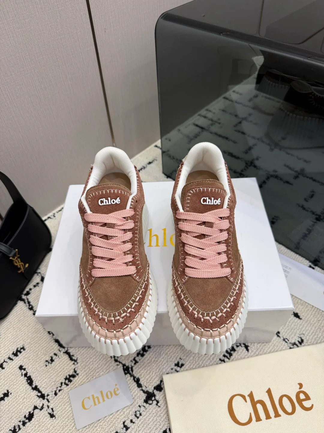 Кроссовки Женские Chloe 19336887