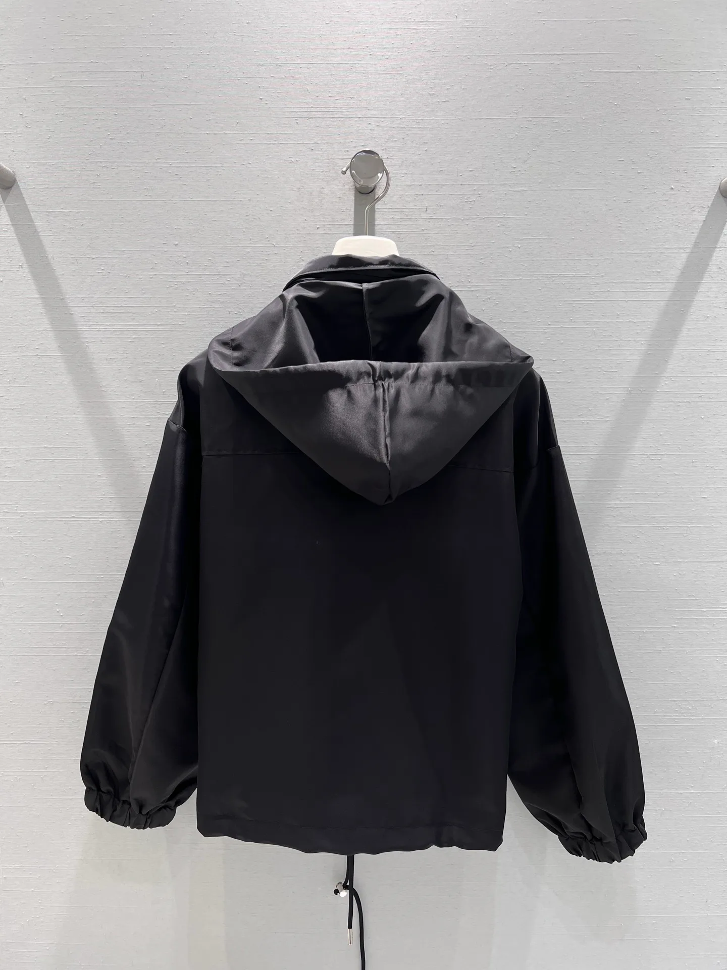 Куртки И Пуховики Женские Prada 680882