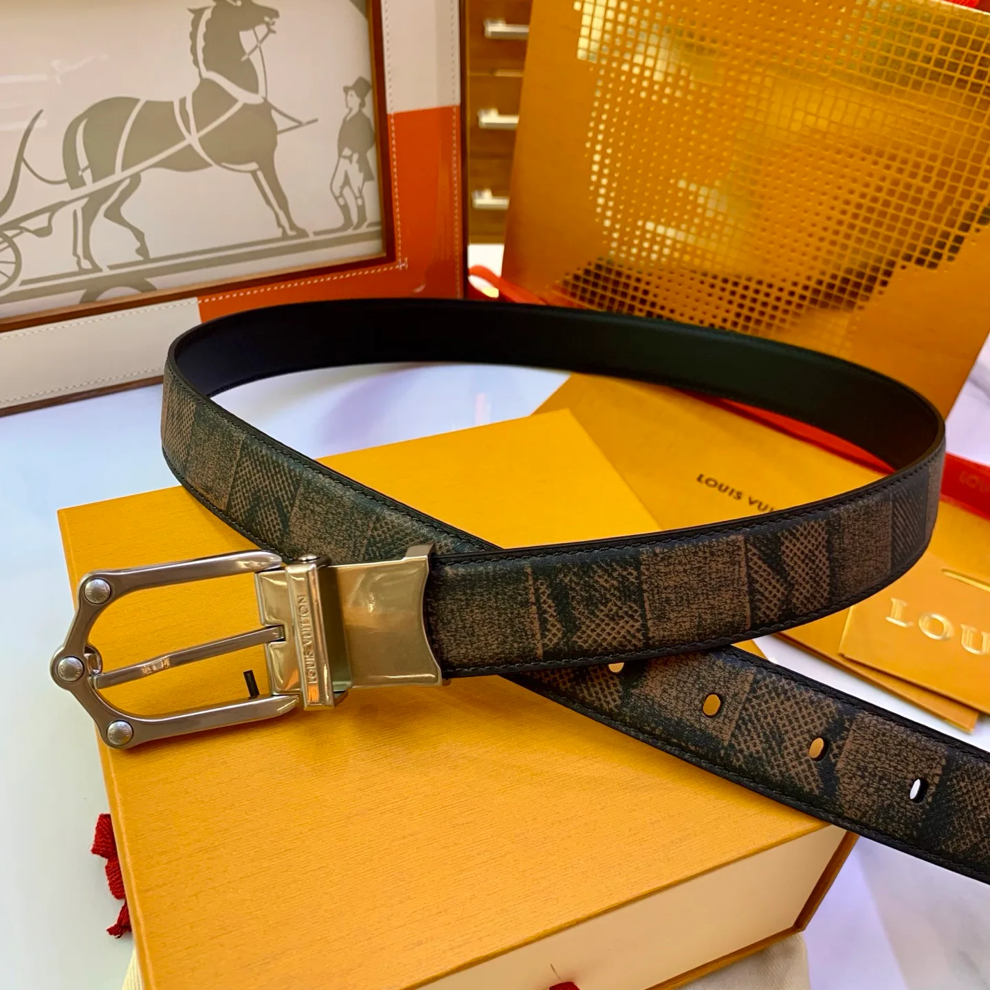 Ремни Louis Vuitton 17682178