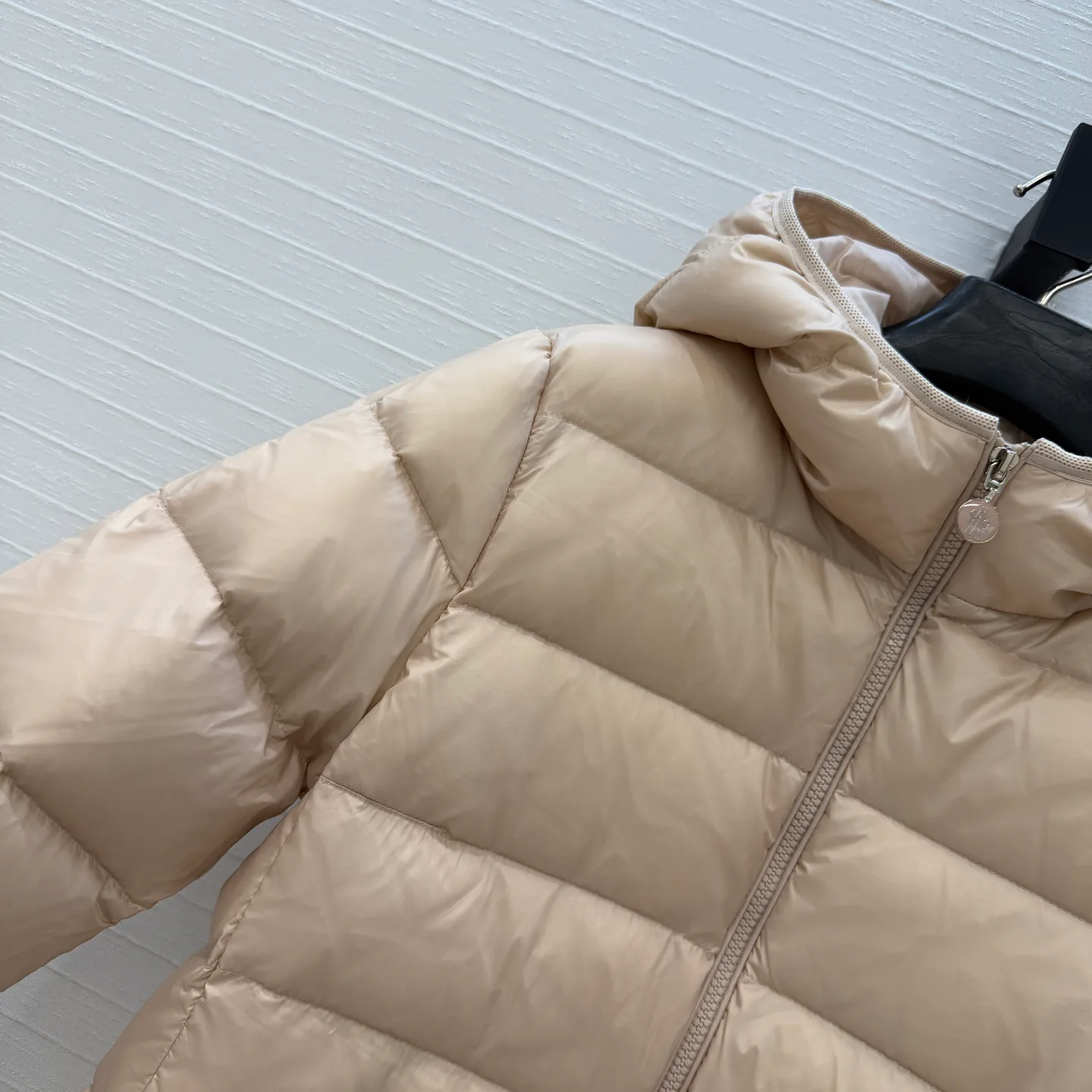 Куртки И Пуховики Женские Moncler 18826112