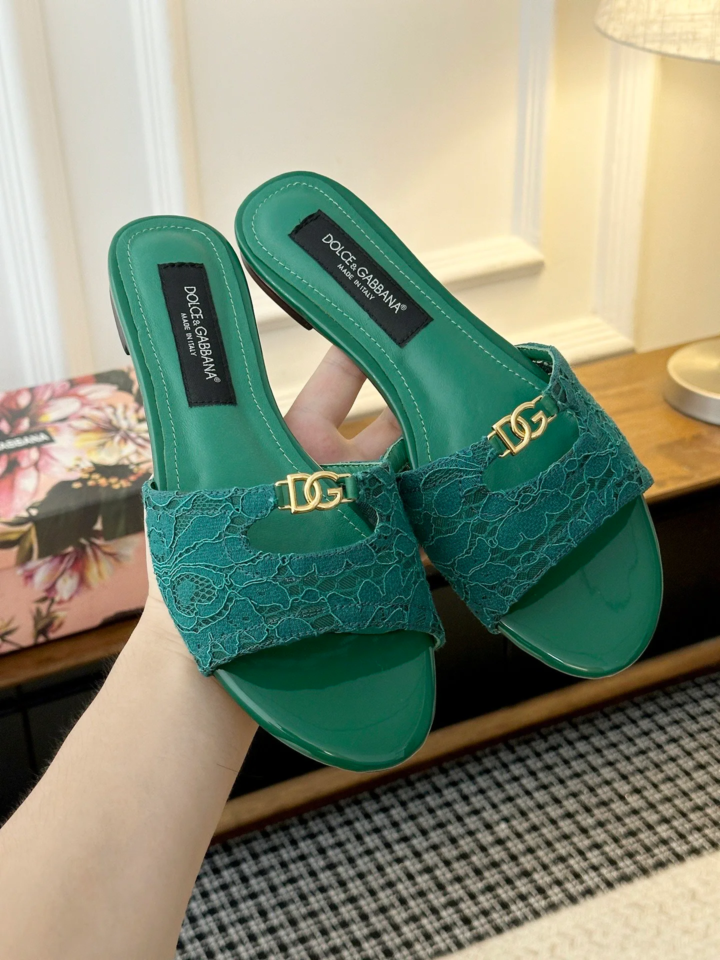Шлепанцы Женские Dolce & Gabbana 17946522