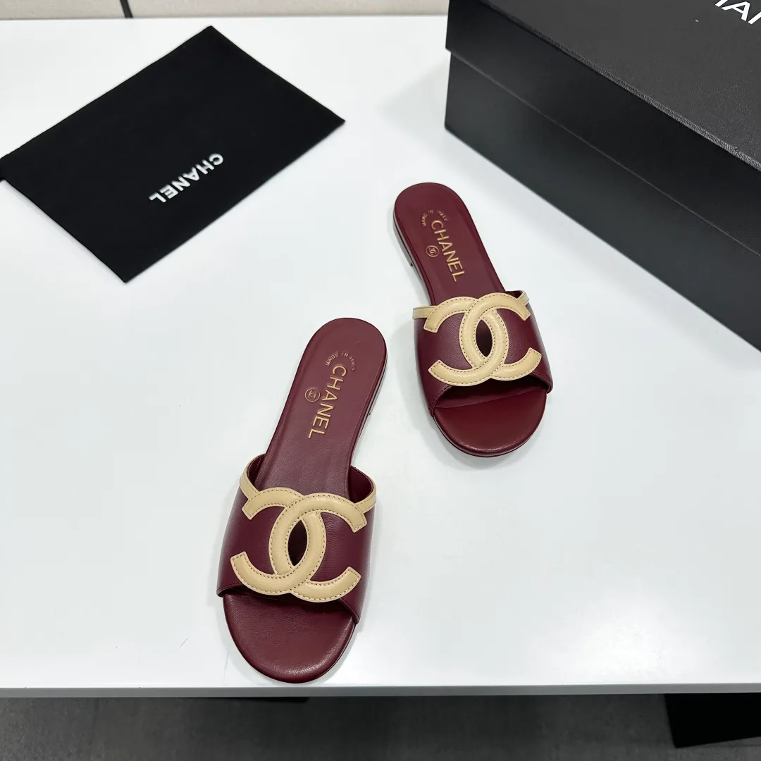 Шлепанцы Женские Chanel 11738538