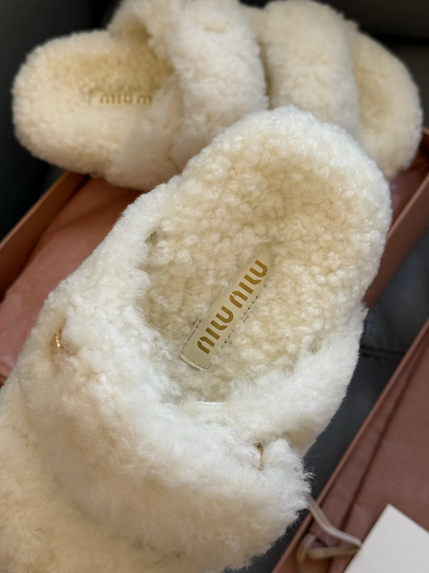 Тапочки Женские Miu Miu 100096