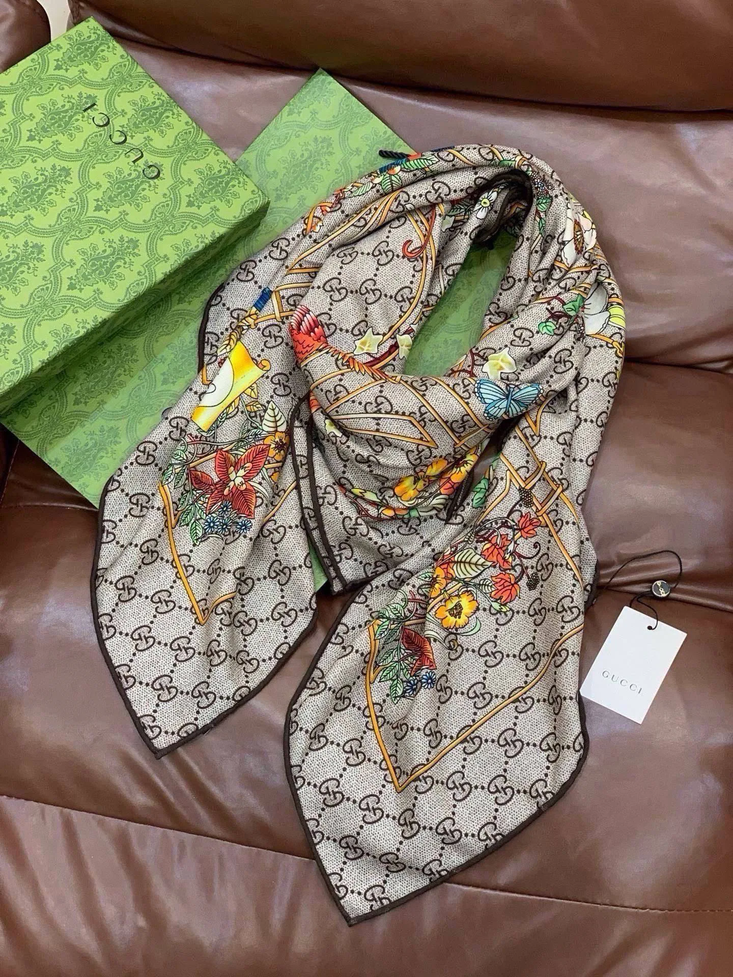 Платки Gucci 17631780