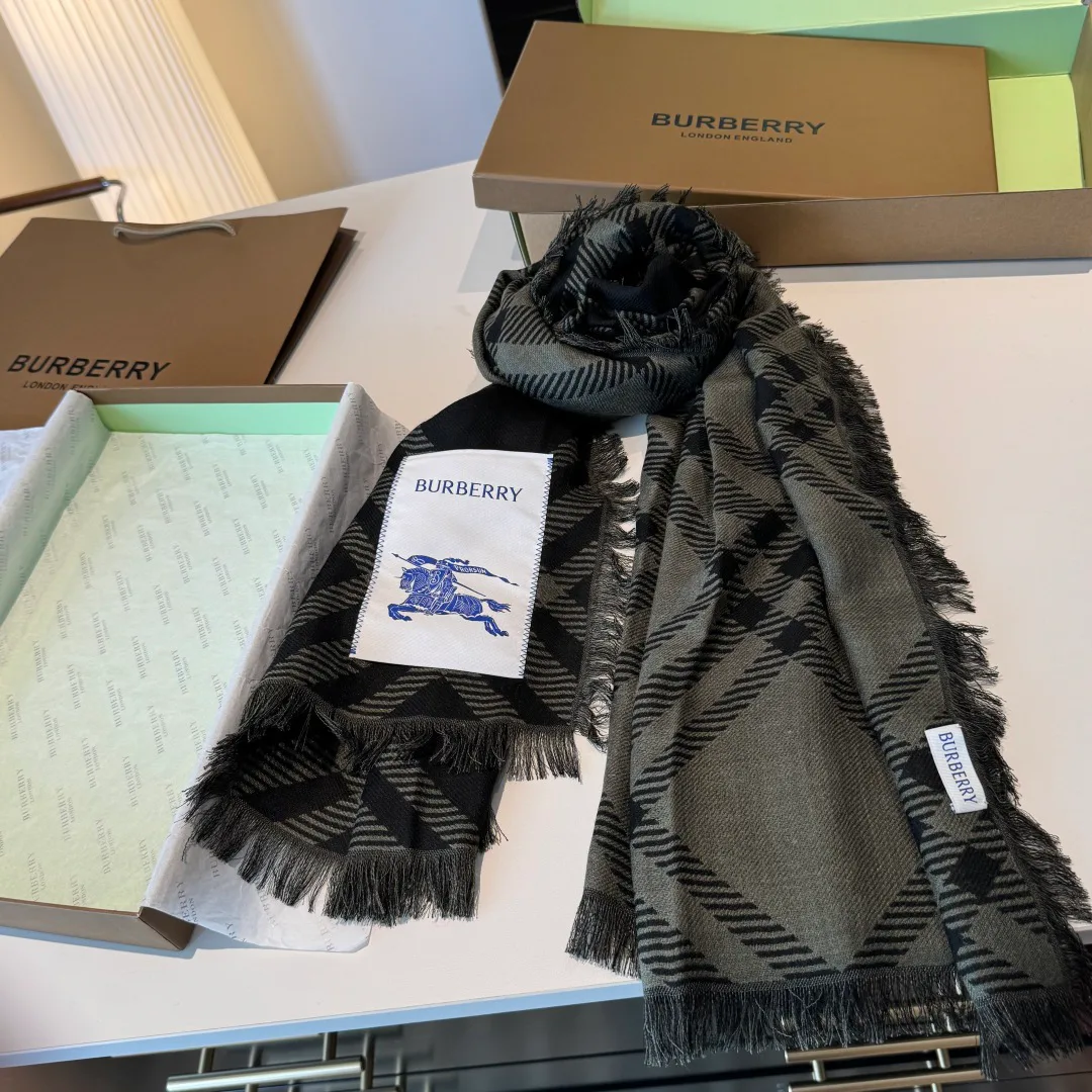 Шарфы Burberry 219431