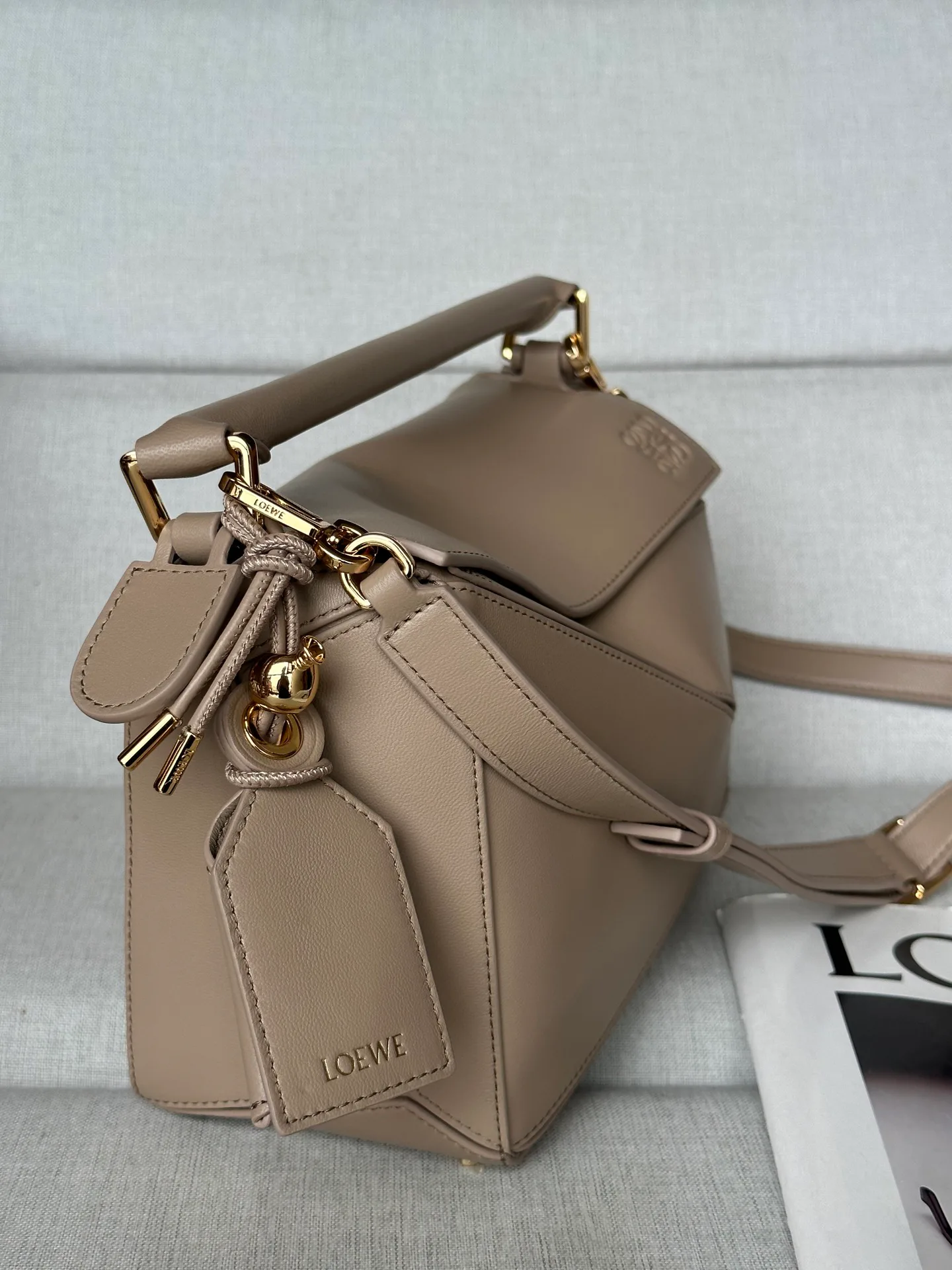 Классические Сумки Женские Loewe 11675867