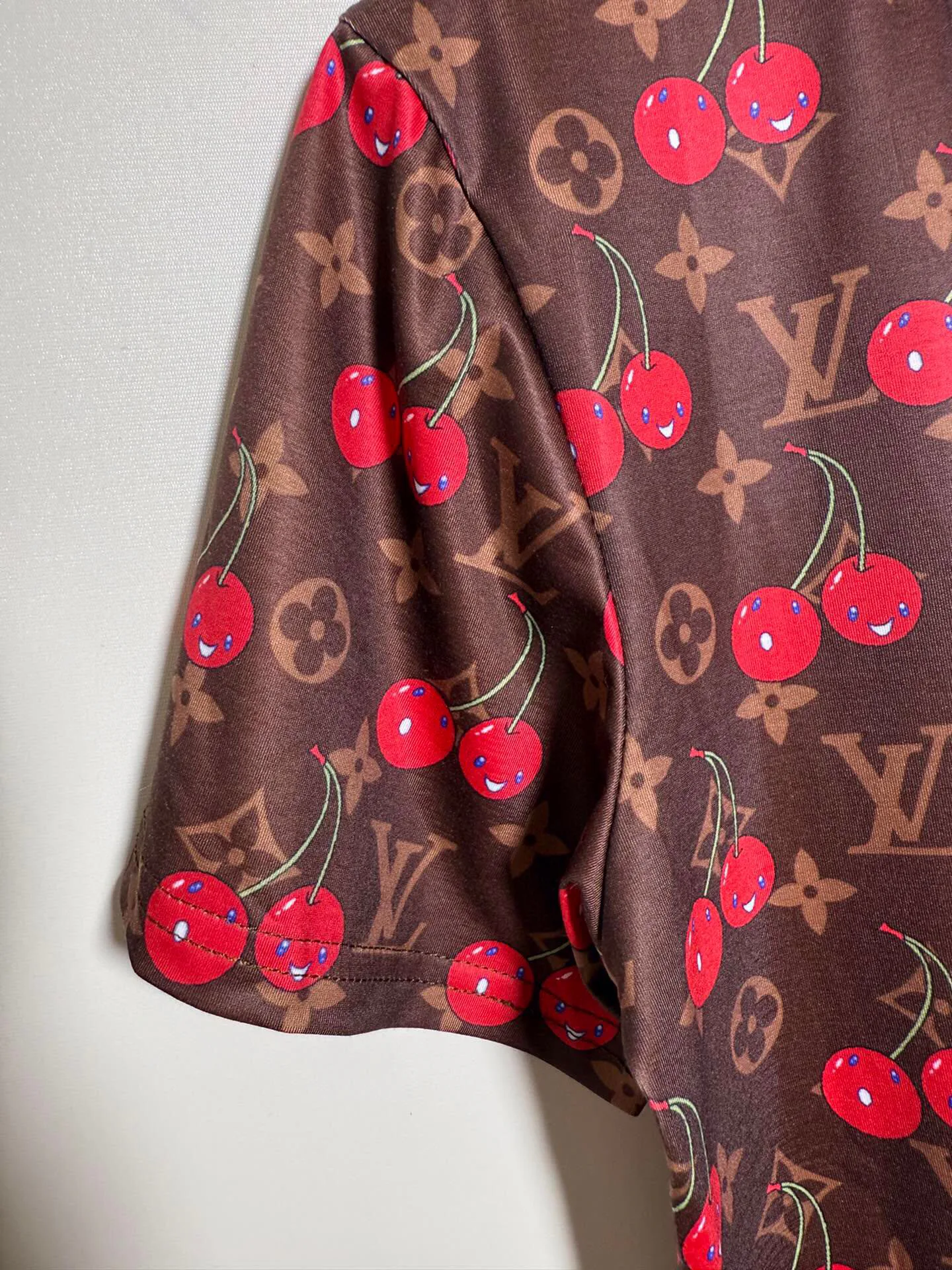 Футболки Женские Louis Vuitton 12265996