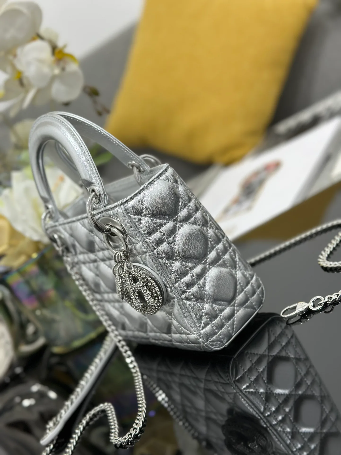 Классические Сумки Женские Christian Dior 11412557