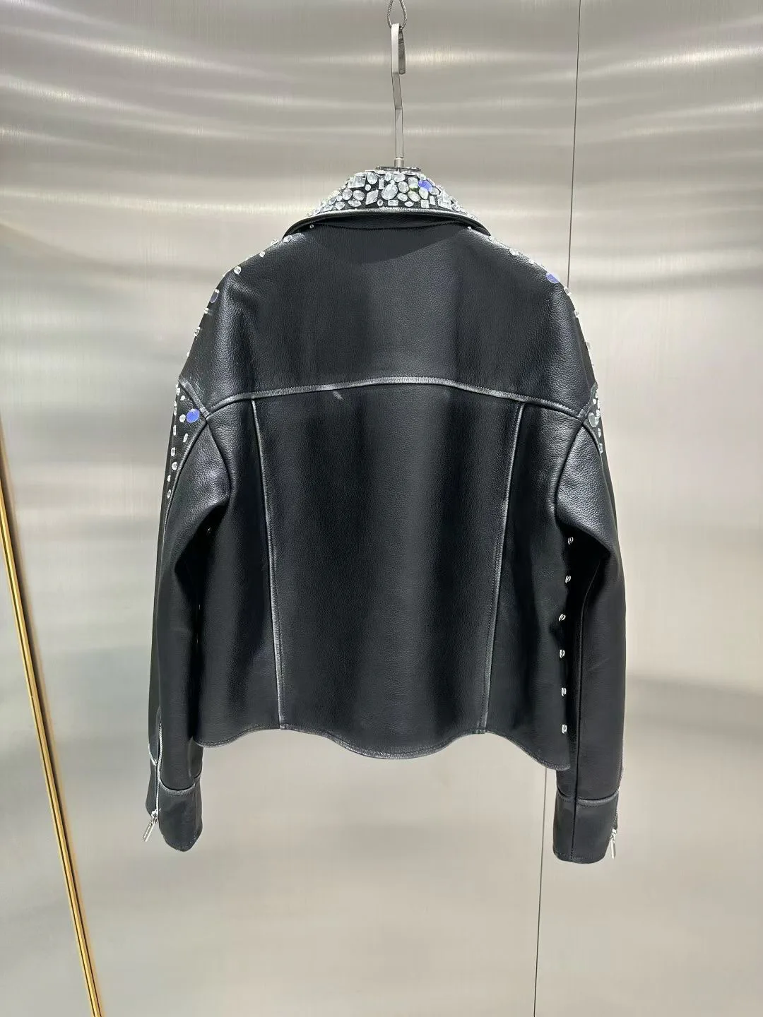 Кожаные Куртки И Дублёнки Женские Miu Miu 11428983