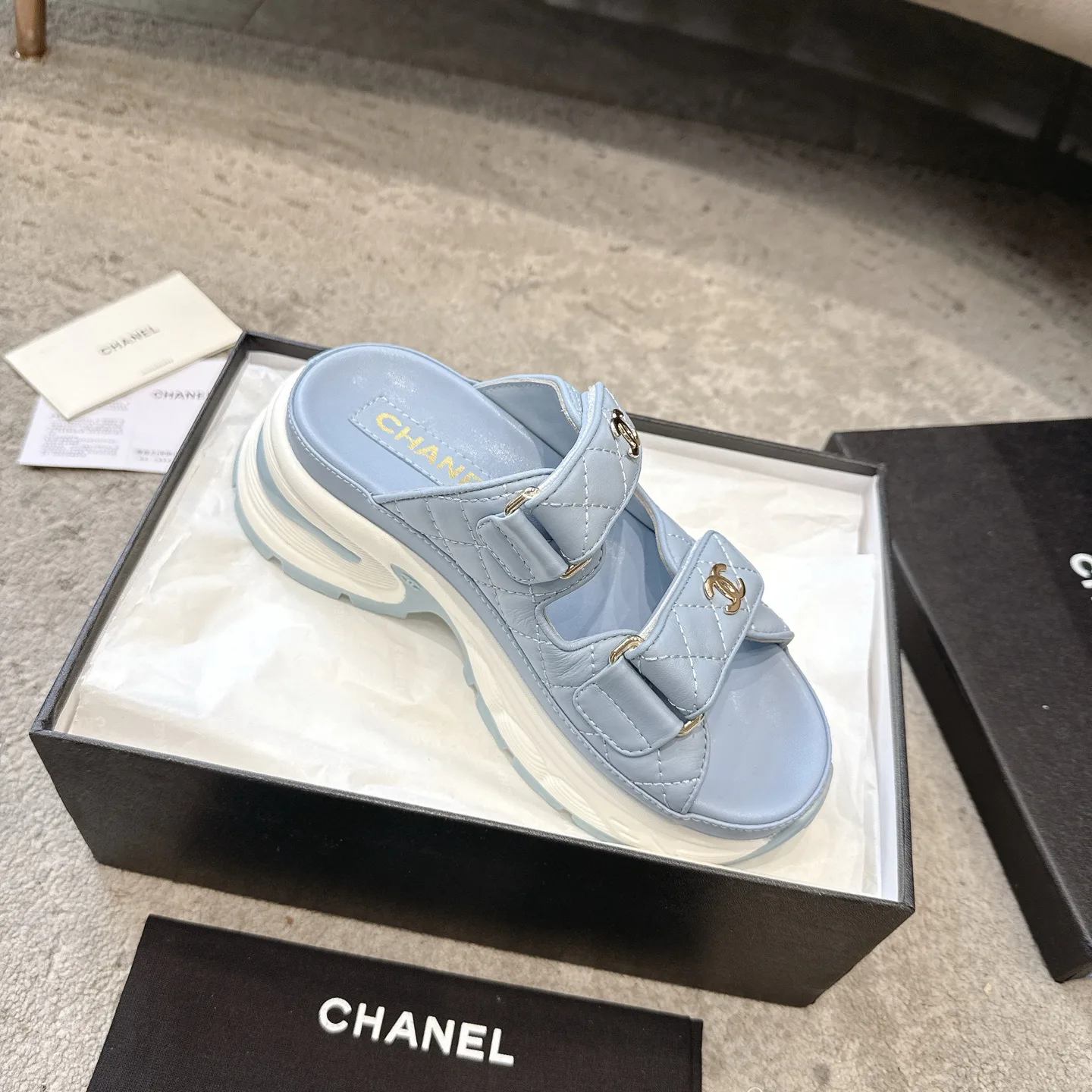 Босоножки Женские Chanel 16954210