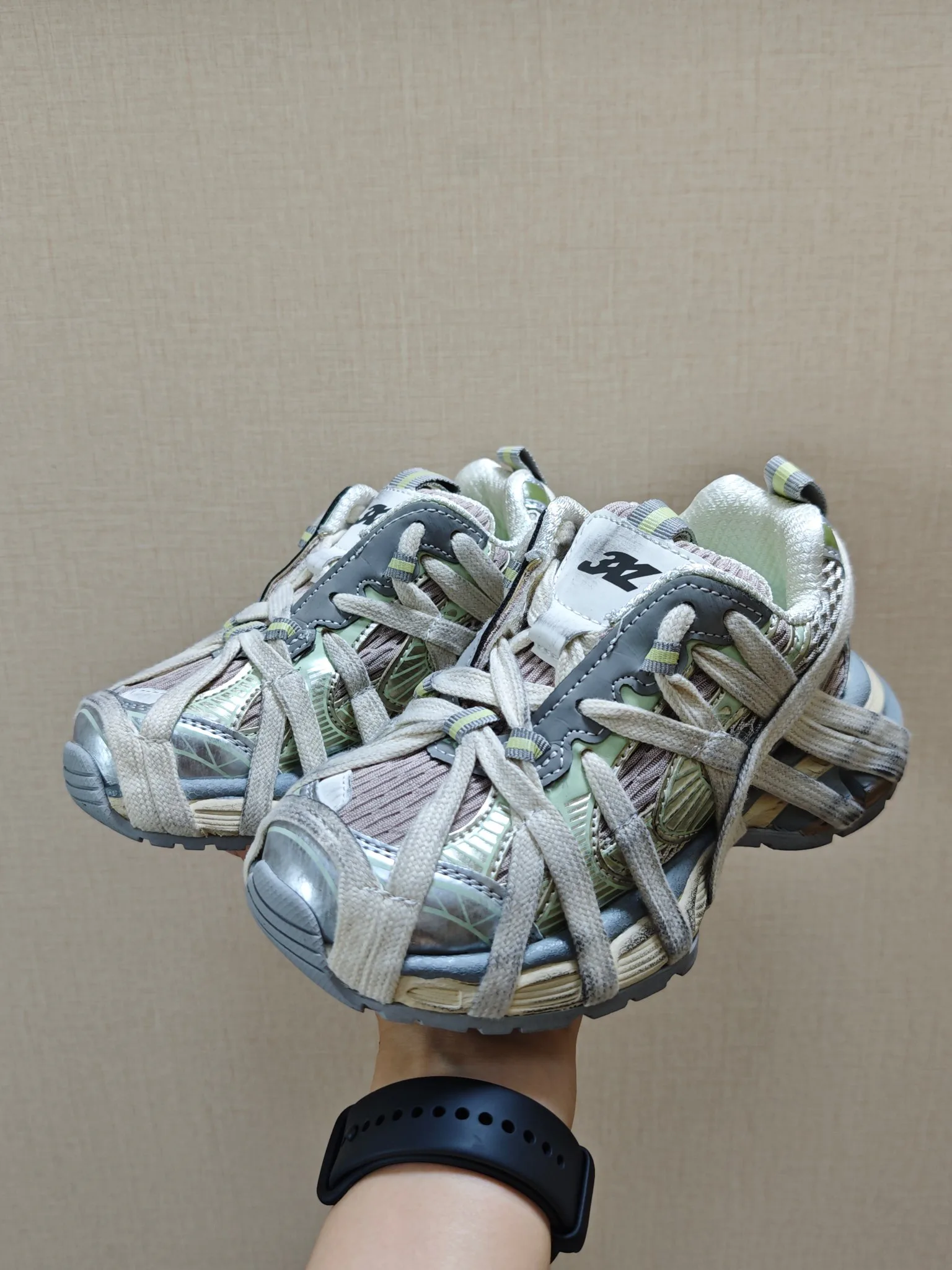 Кроссовки Женские Balenciaga 4961194