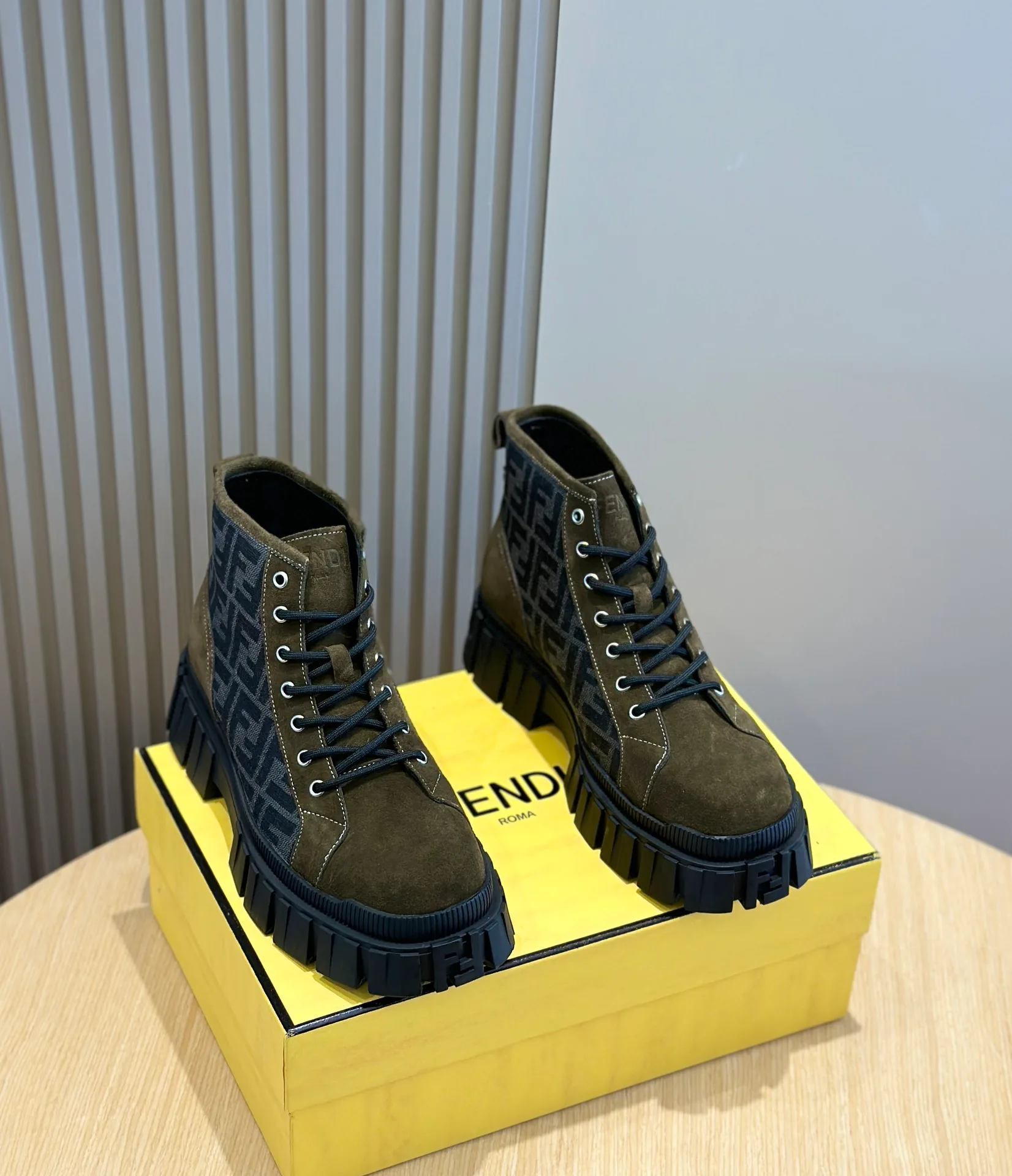 Ботинки Женские Fendi 200823