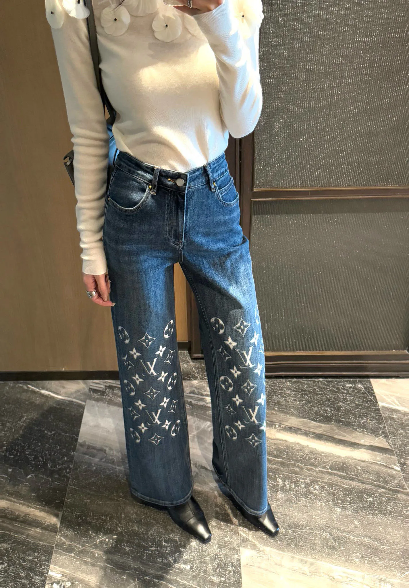 Джинсы Женские Louis Vuitton 6637