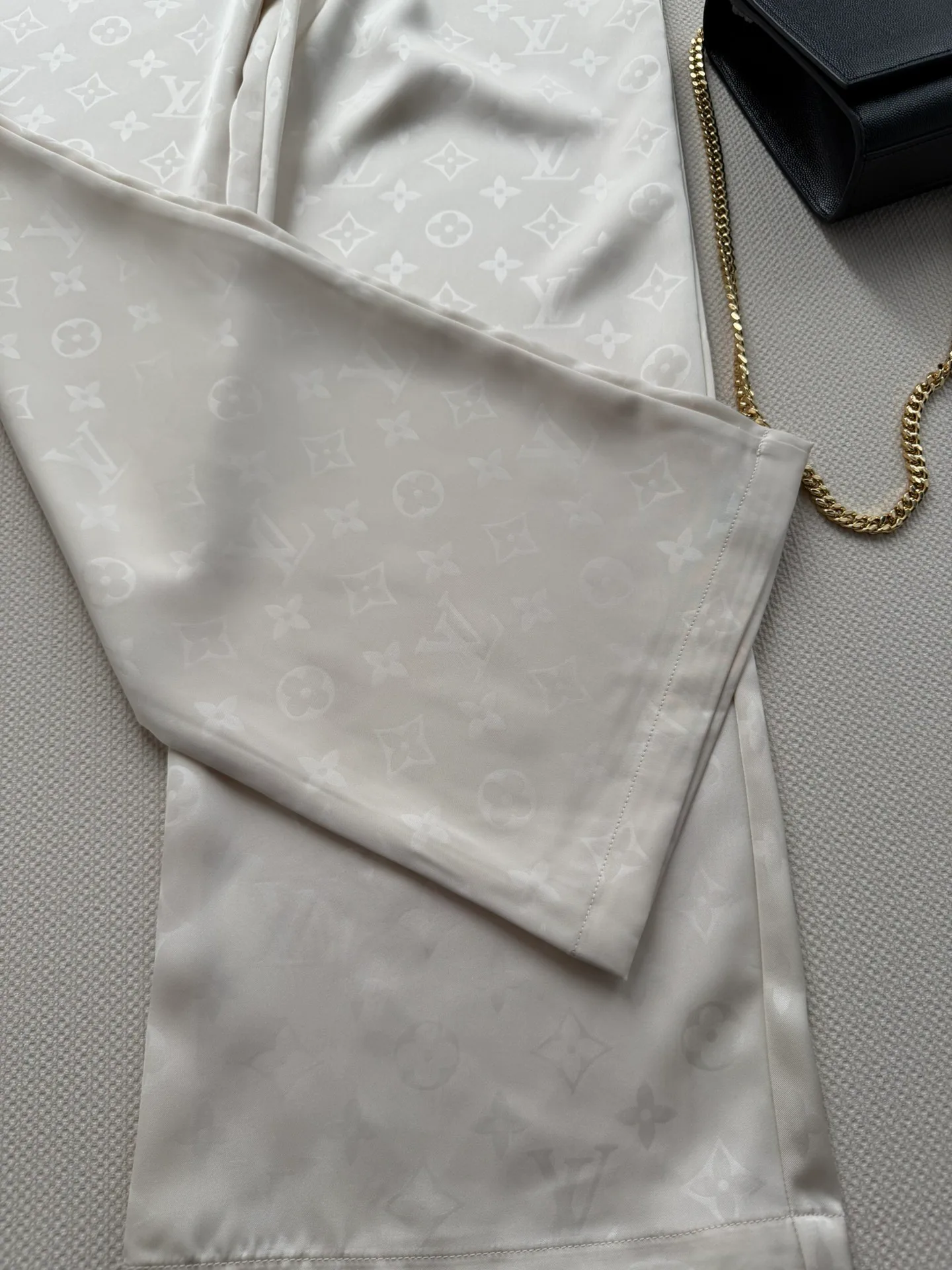 Брюки Женские Louis Vuitton 11499847