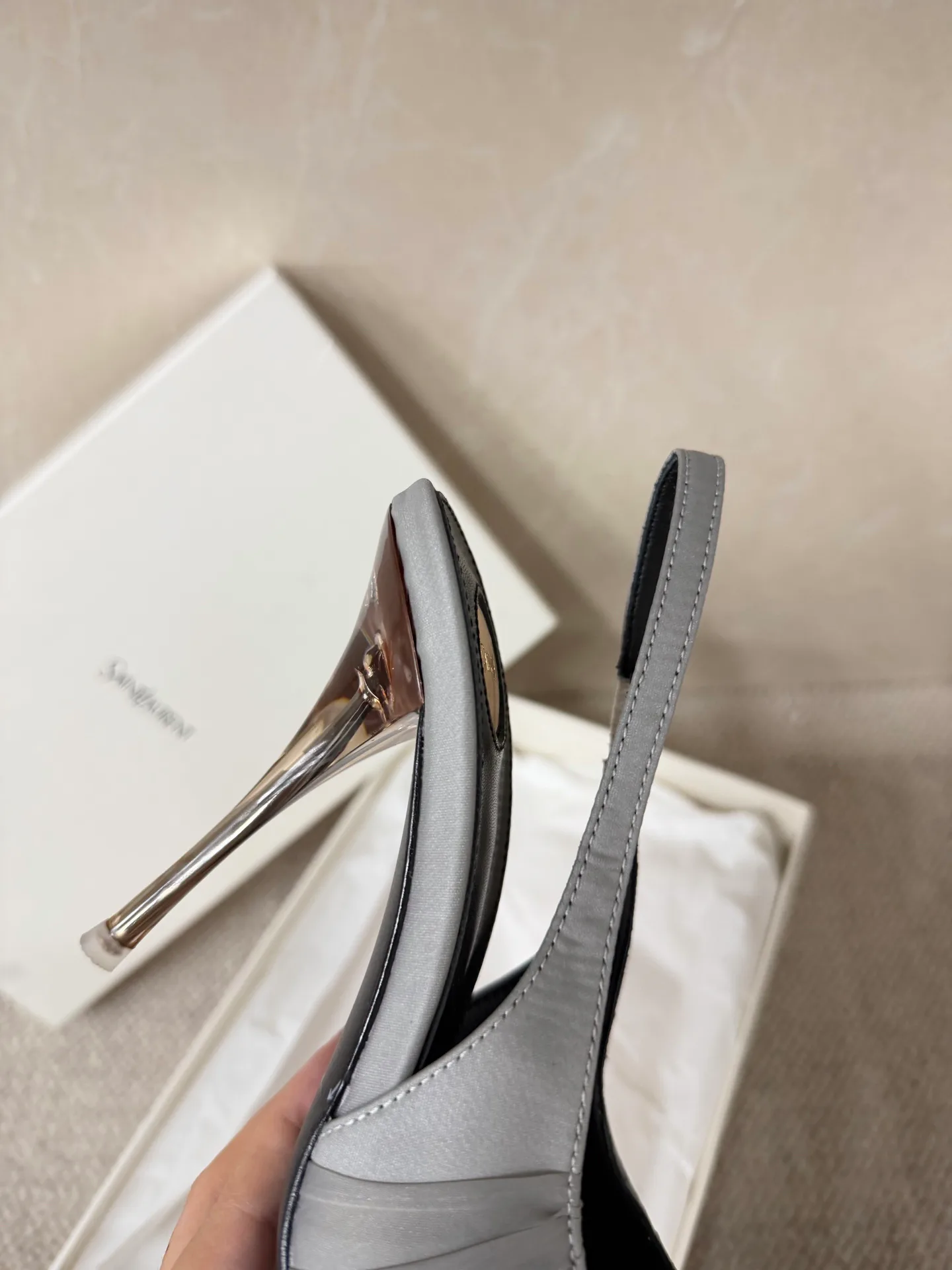 Туфли Женские Saint Laurent 710458