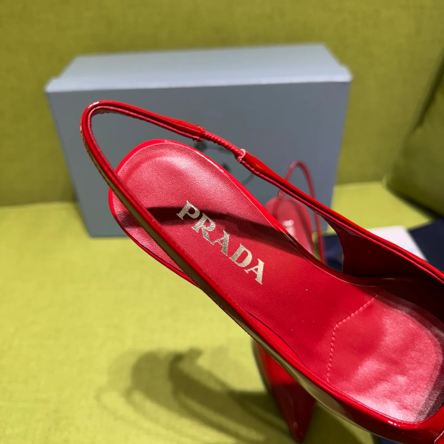 Босоножки Женские Prada 10481101